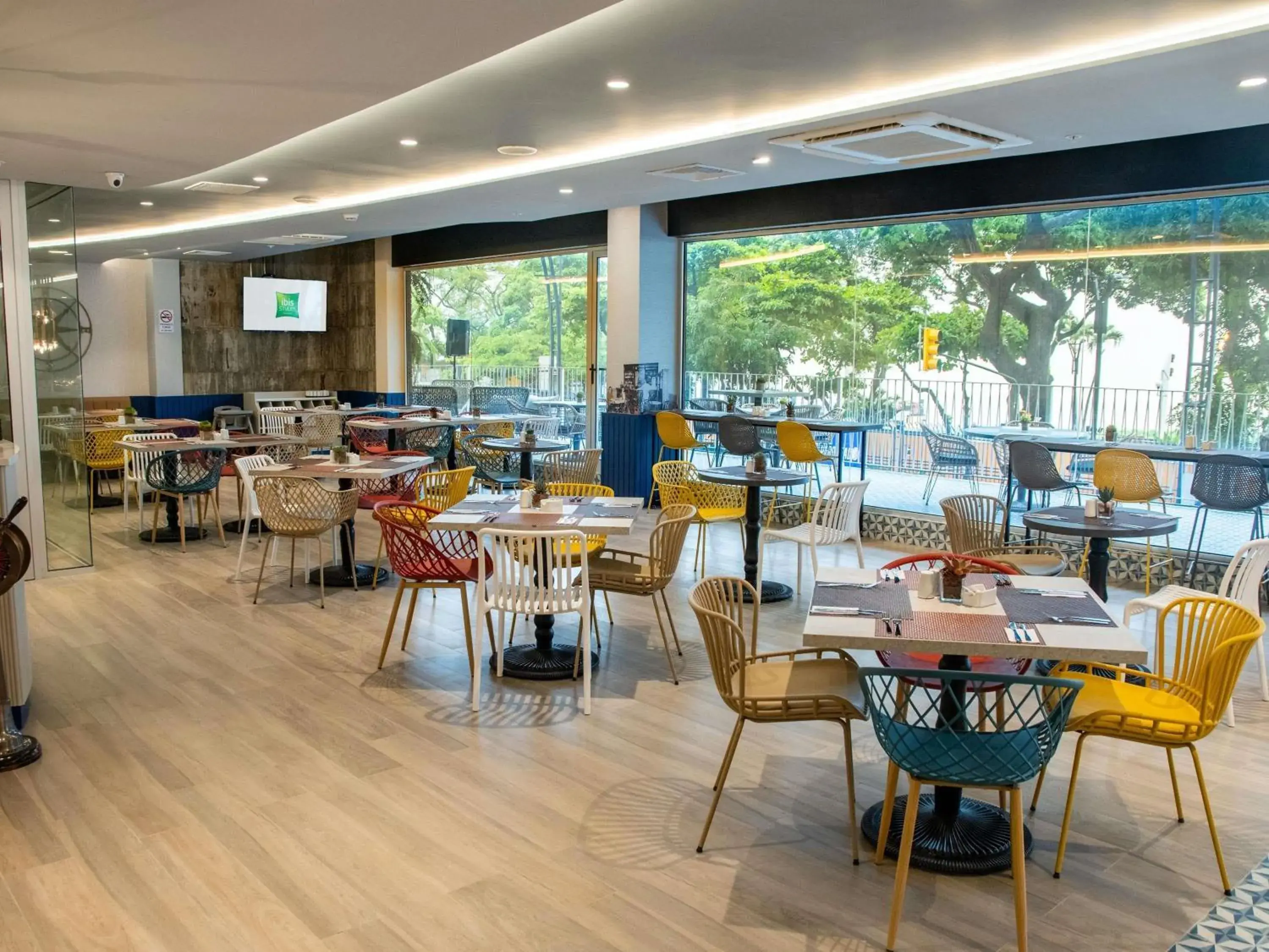 Restaurant/places to eat in Ibis Styles El Malecon Guayaquil Restaurant/places to eat in Ibis Styles El Malecon Guayaquil