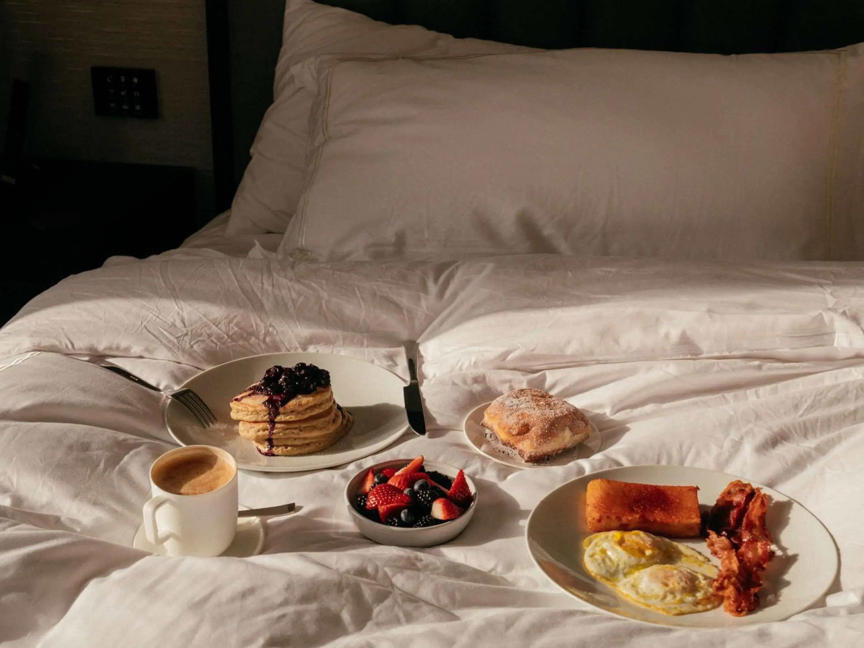 Breakfast in Raffles Boston Breakfast in Raffles Boston