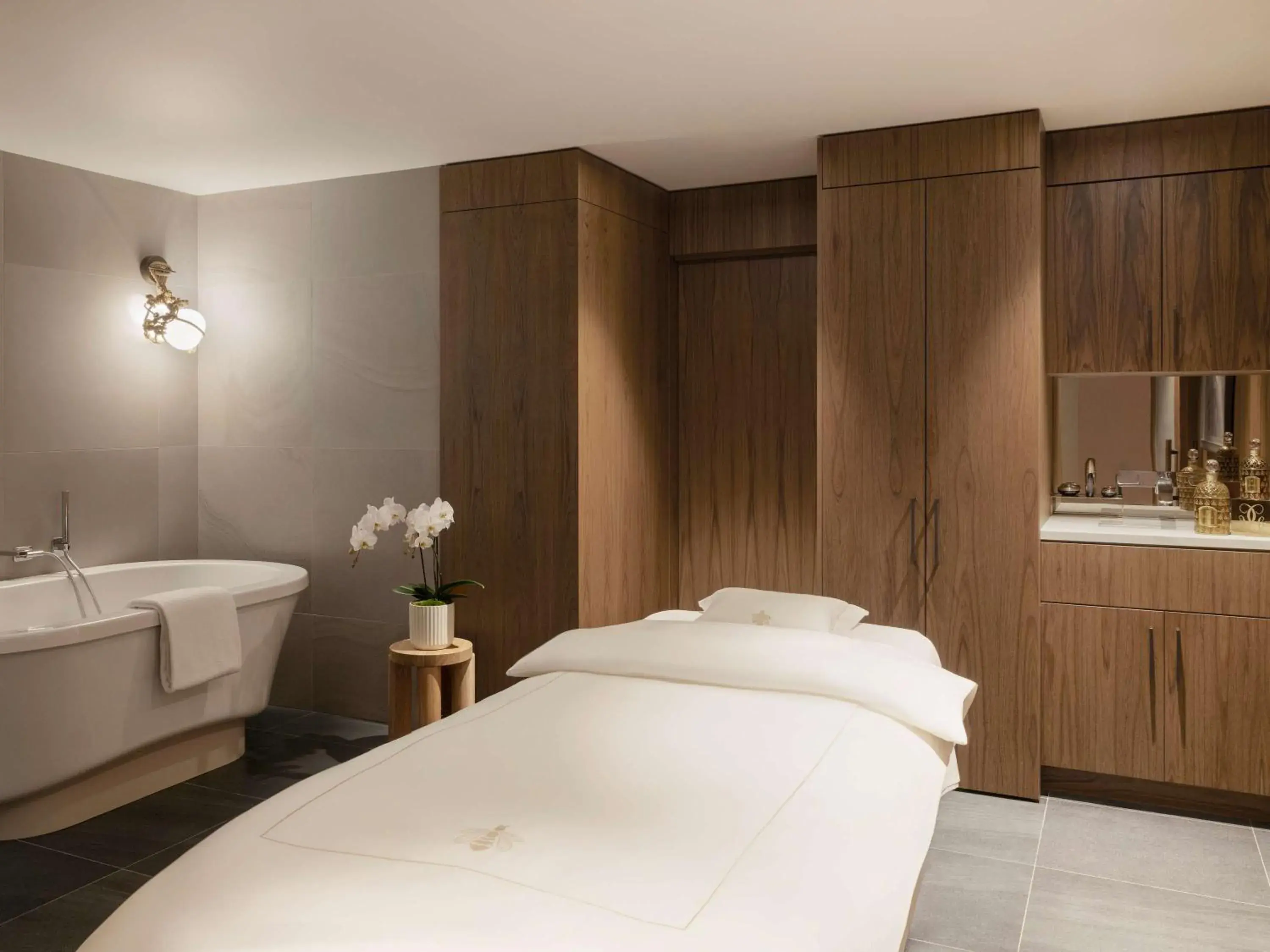 Spa and wellness centre/facilities in Raffles Boston Spa and wellness centre/facilities in Raffles Boston