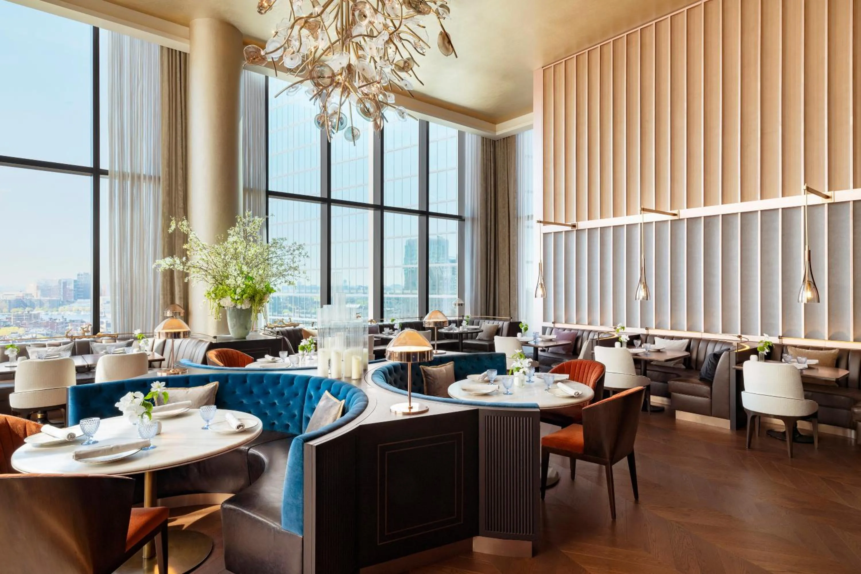 Restaurant/places to eat in Raffles Boston