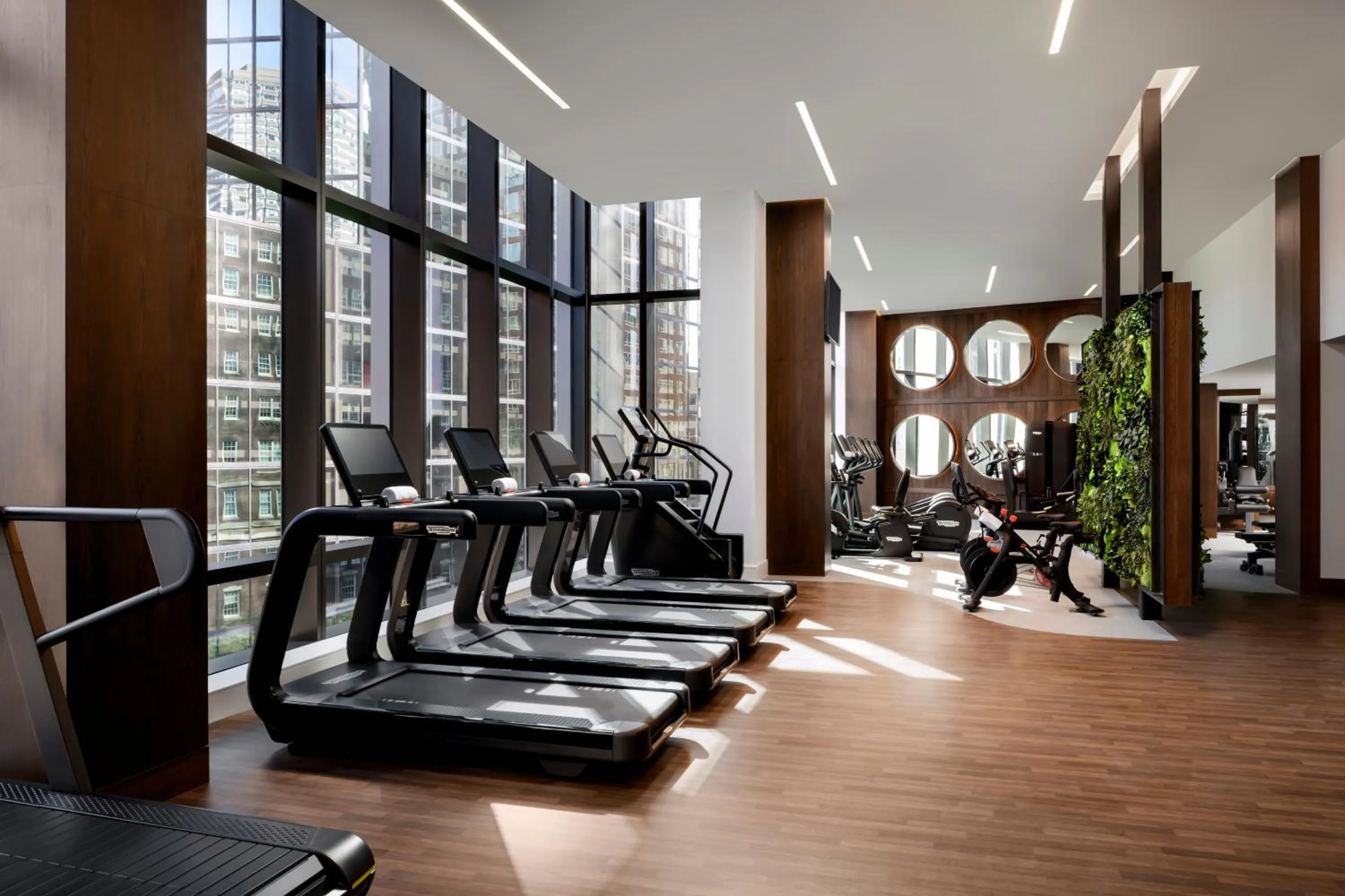 Fitness centre/facilities in Raffles Boston