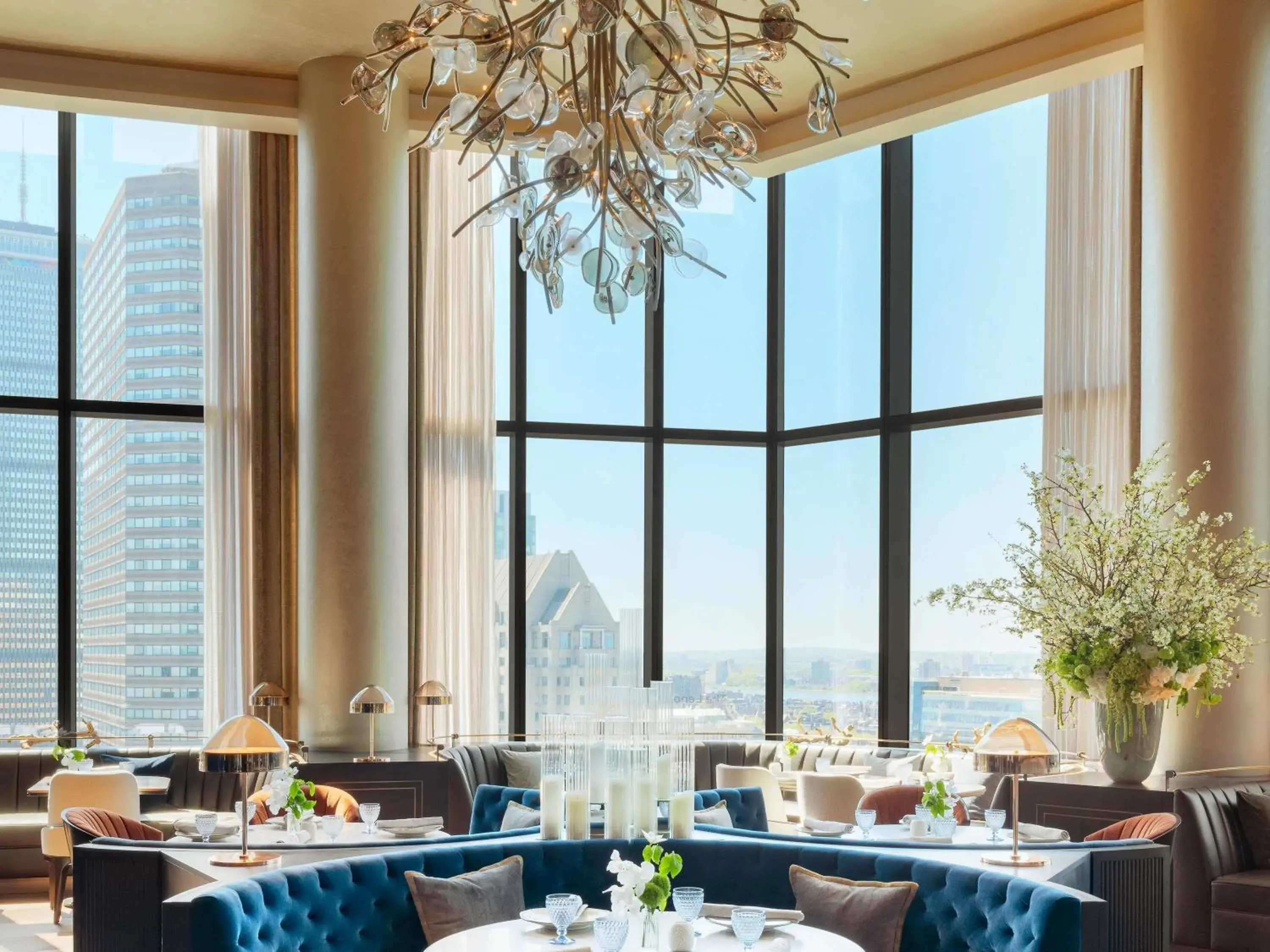 Restaurant/places to eat in Raffles Boston Restaurant/places to eat in Raffles Boston