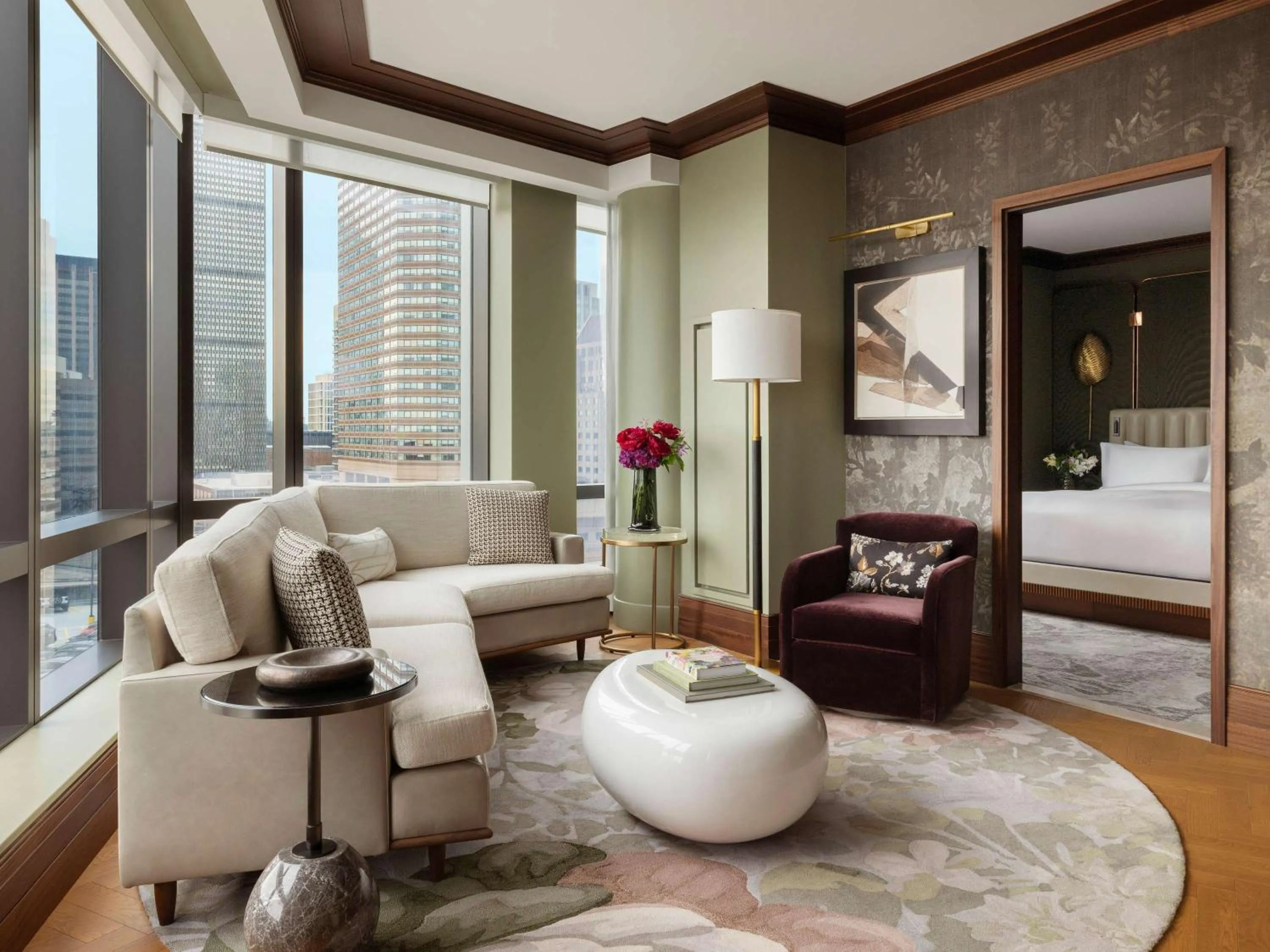 Emerald One Bedroom King Suite with Butler Service and Wet Bar in Raffles Boston