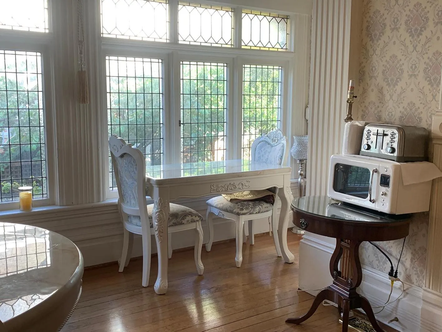 Dining area in Haterleigh Heritage Inn