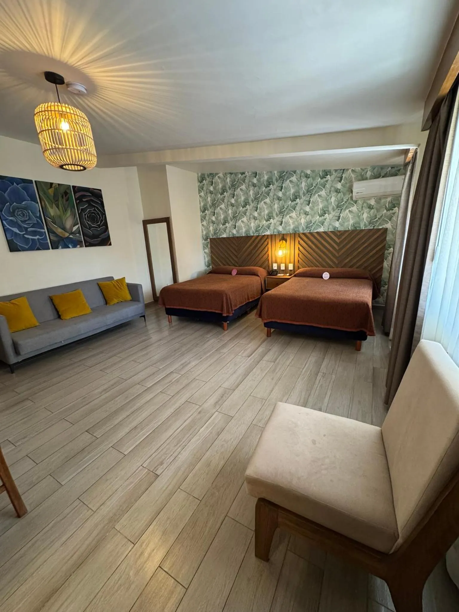 internet, Bed in Hotel Isabel