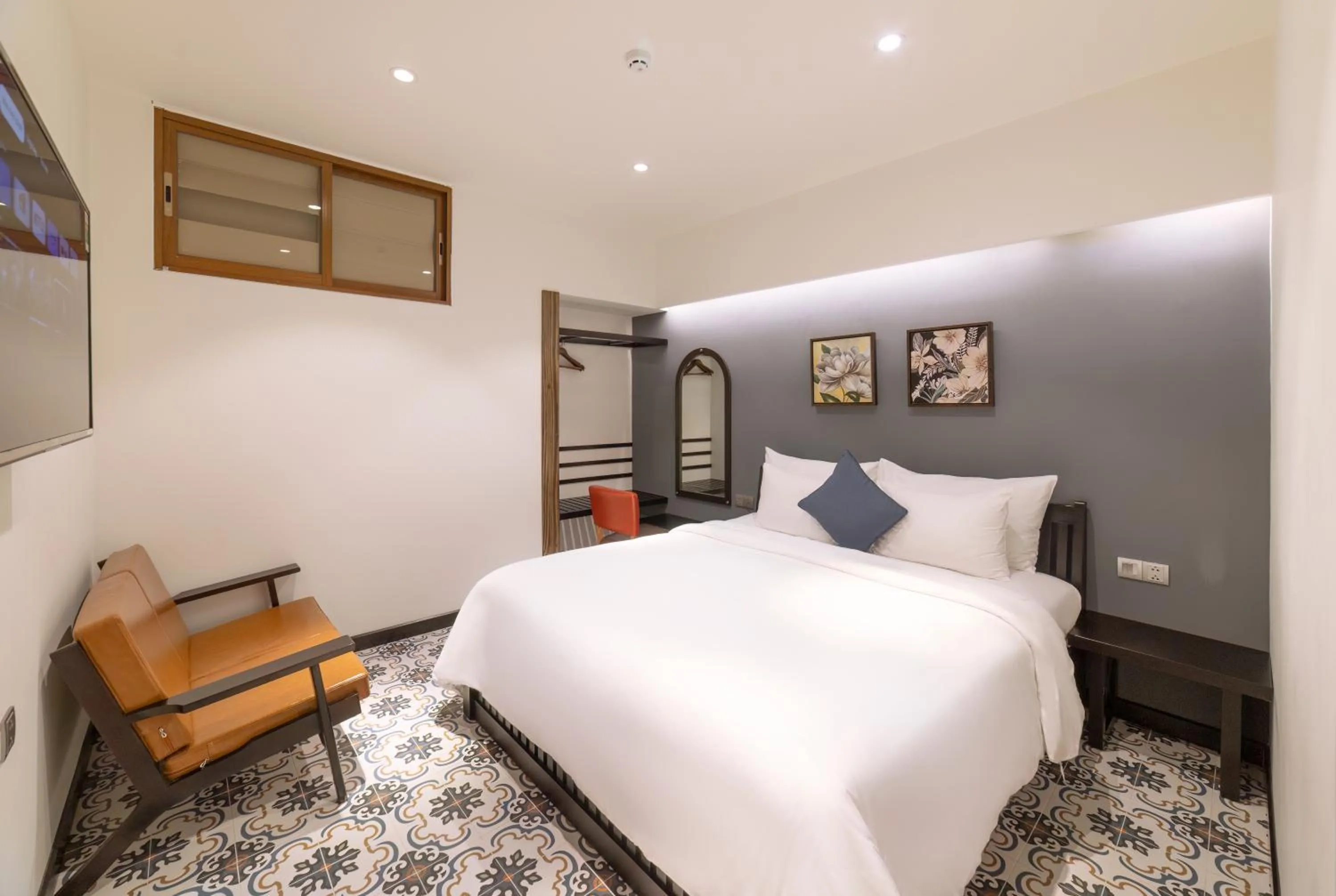 Bedroom, Bed in Brick House Dalat Hotel