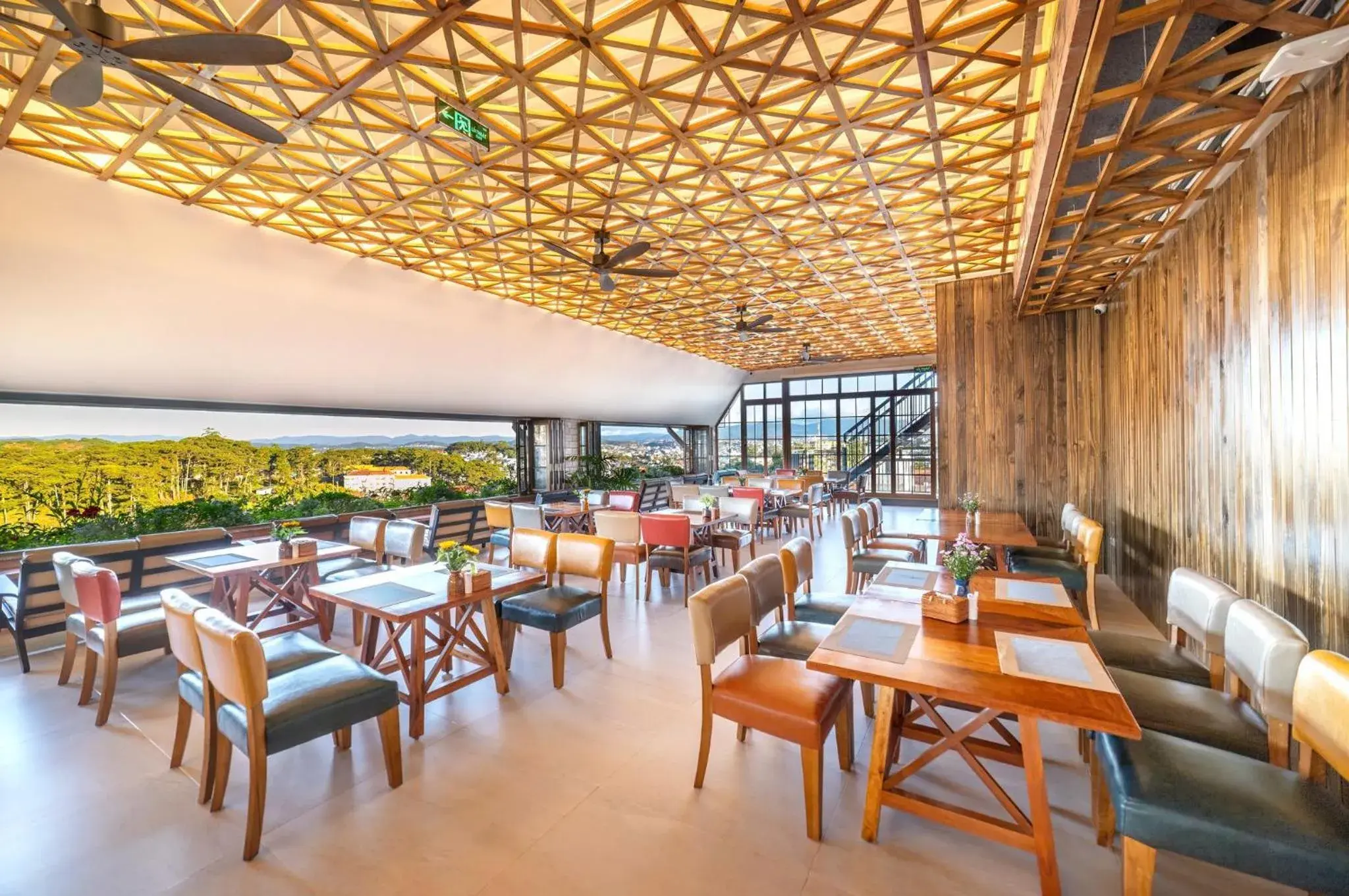 Restaurant/places to eat in Brick House Dalat Hotel Restaurant/places to eat in Brick House Dalat Hotel