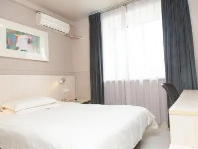 Jinjiang Inn Jurong Renmin Road Gexianhu Park