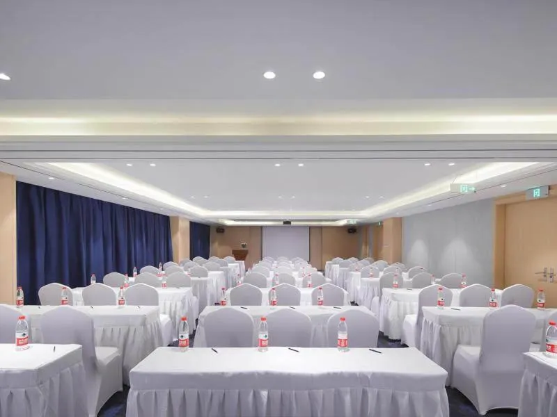 Kyriad Marvelous Hotel Suzhou Wujiang People Square