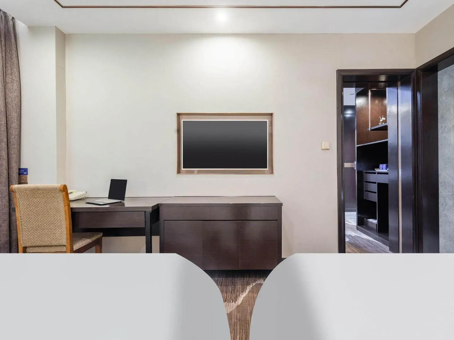 Kyriad Marvelous Hotel Weihai Railway Station Kyriad Marvelous Hotel Weihai Railway Station