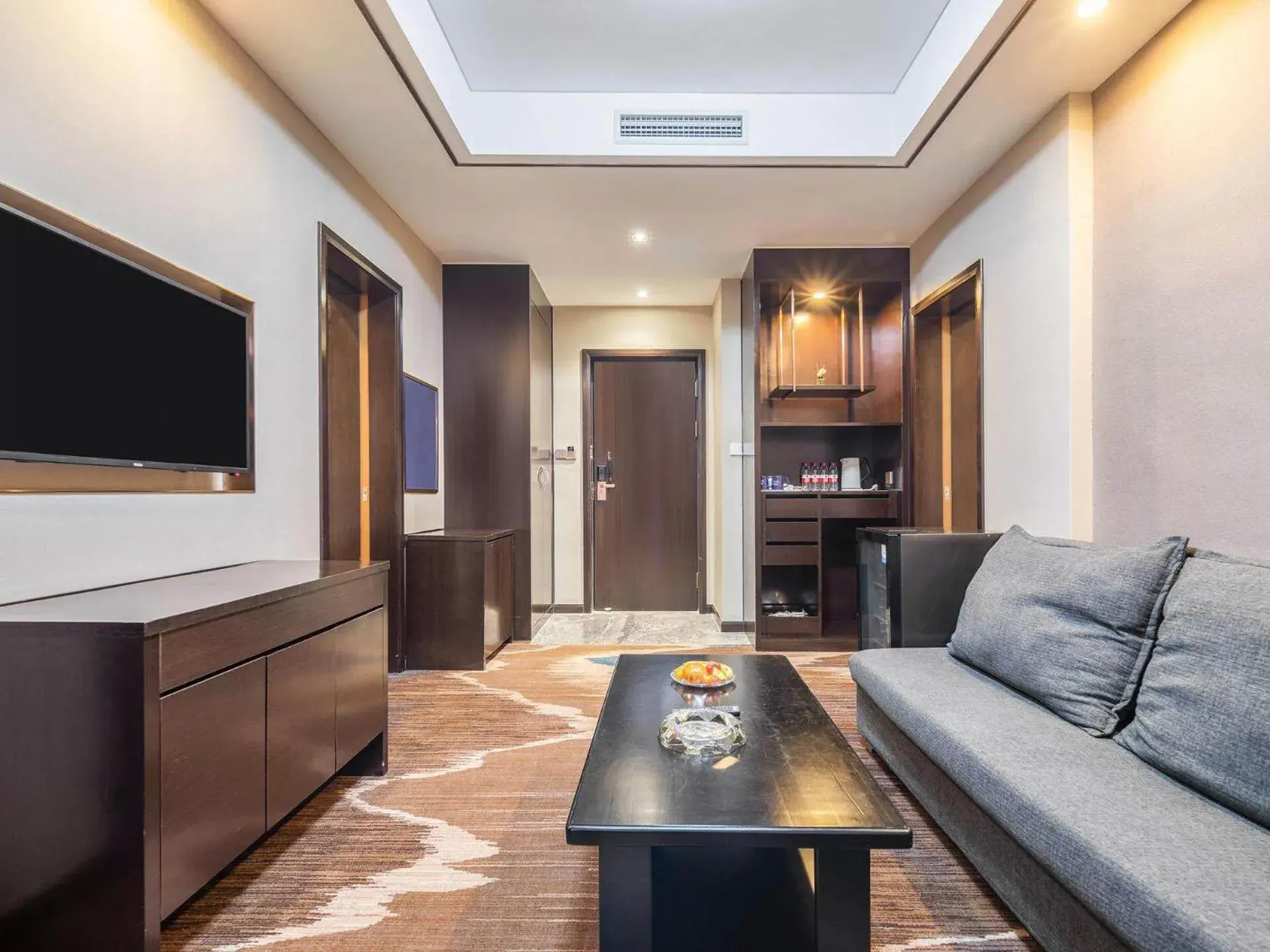 Kyriad Marvelous Hotel Weihai Railway Station Kyriad Marvelous Hotel Weihai Railway Station