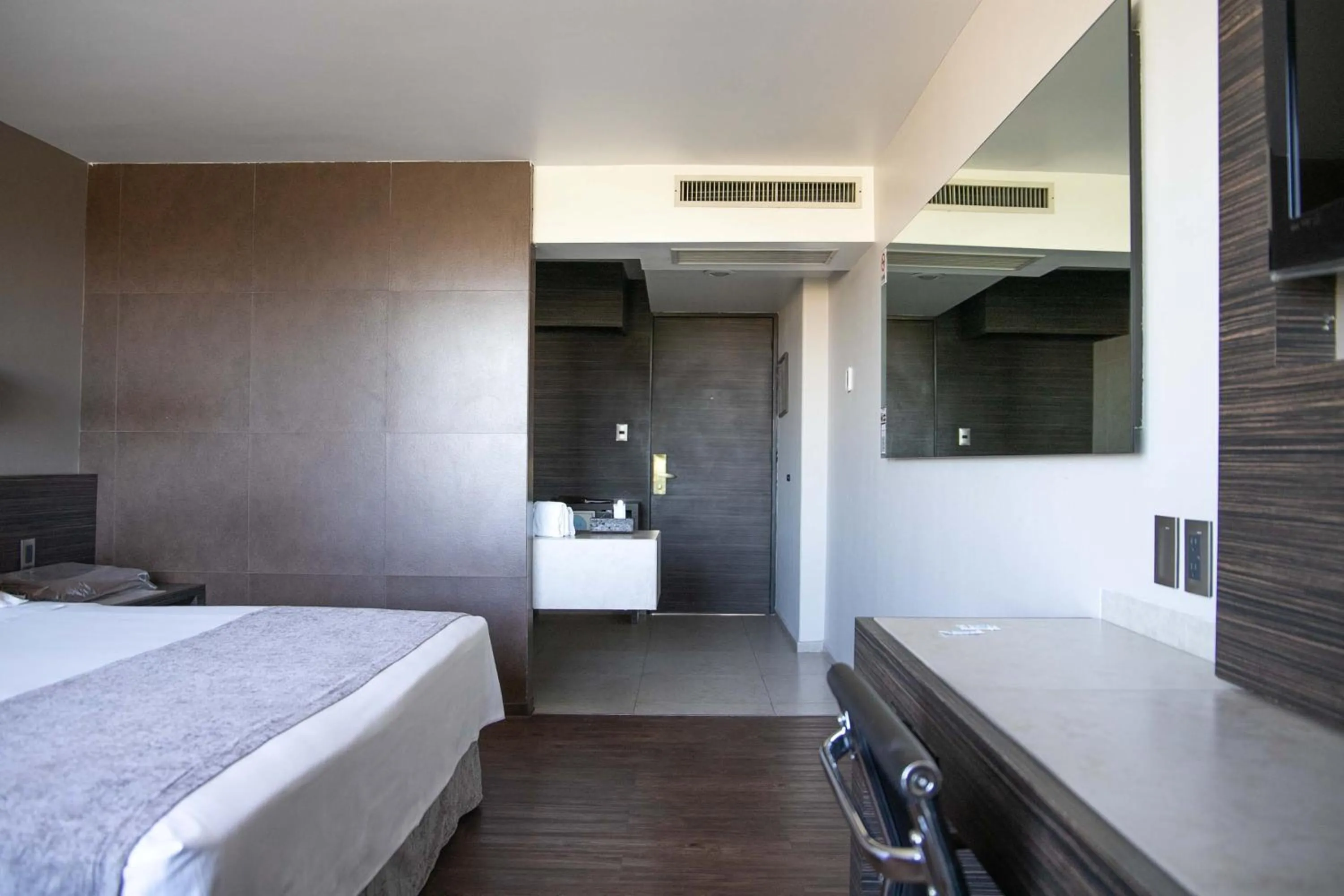 Photo of the whole room, Bed in Hotel Brasilia