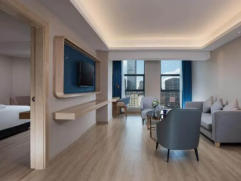 Bed in Kyriad Marvelous Hotel Huizhou South Station Danshui YI Center Bed in Kyriad Marvelous Hotel Huizhou South Station Danshui YI Center