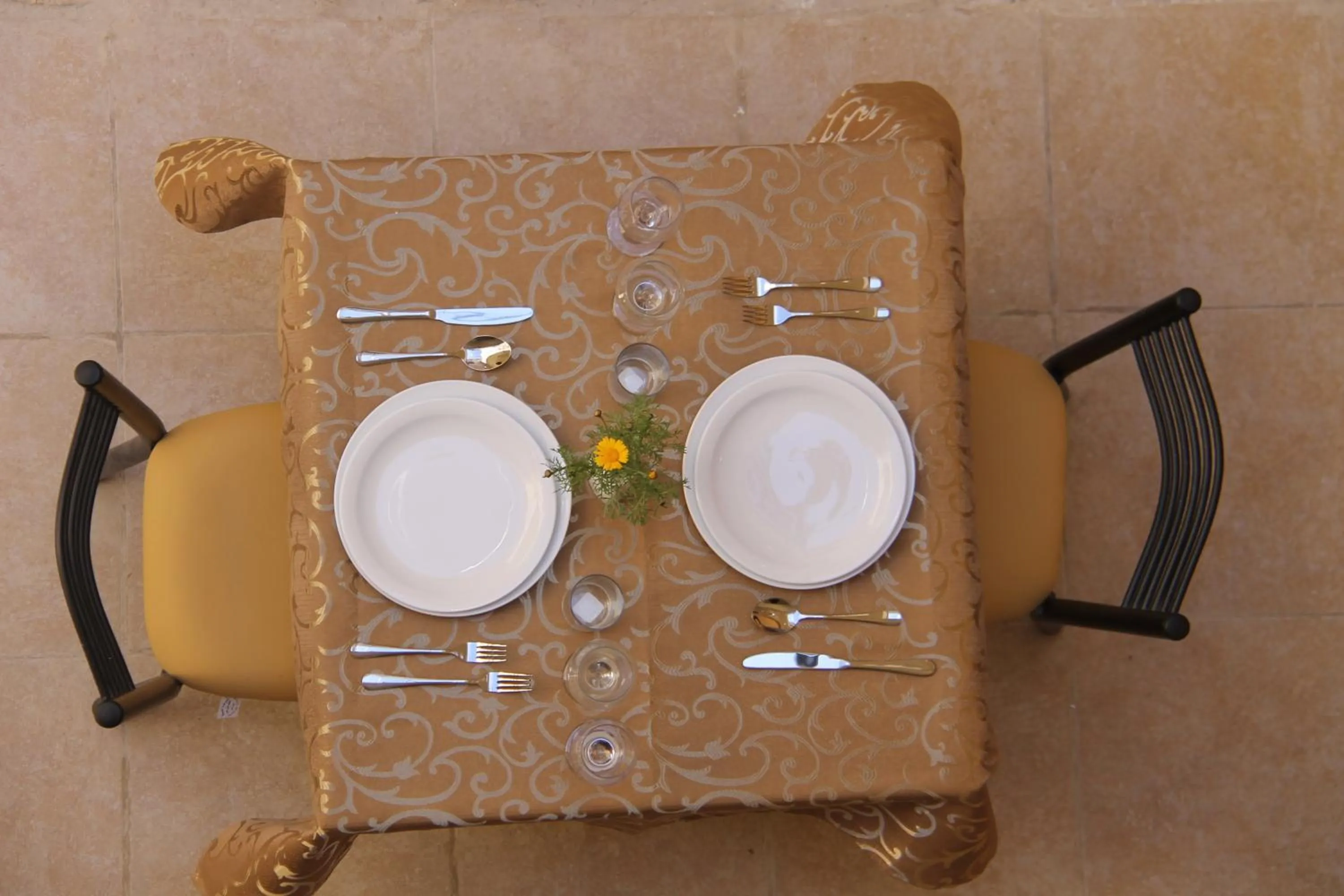 Restaurant/places to eat in Dar Sitti Aziza