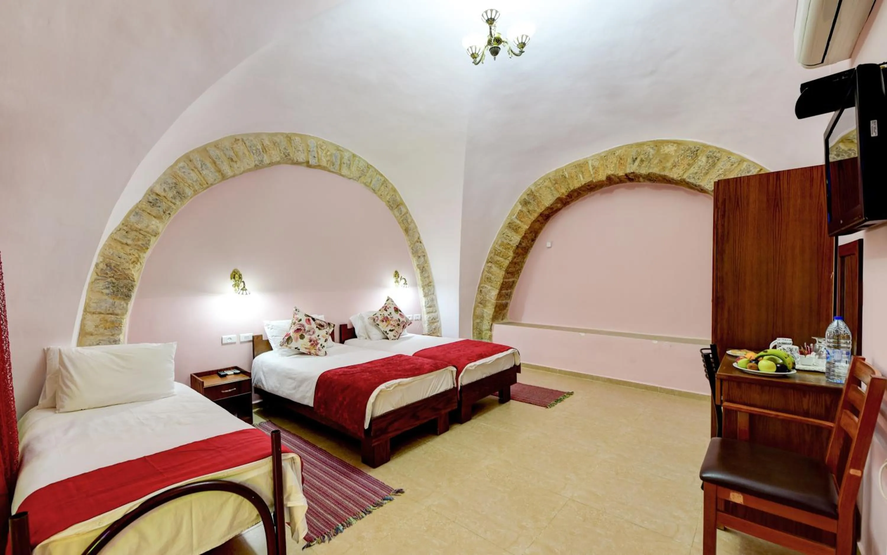 Photo of the whole room, Bed in Dar Sitti Aziza