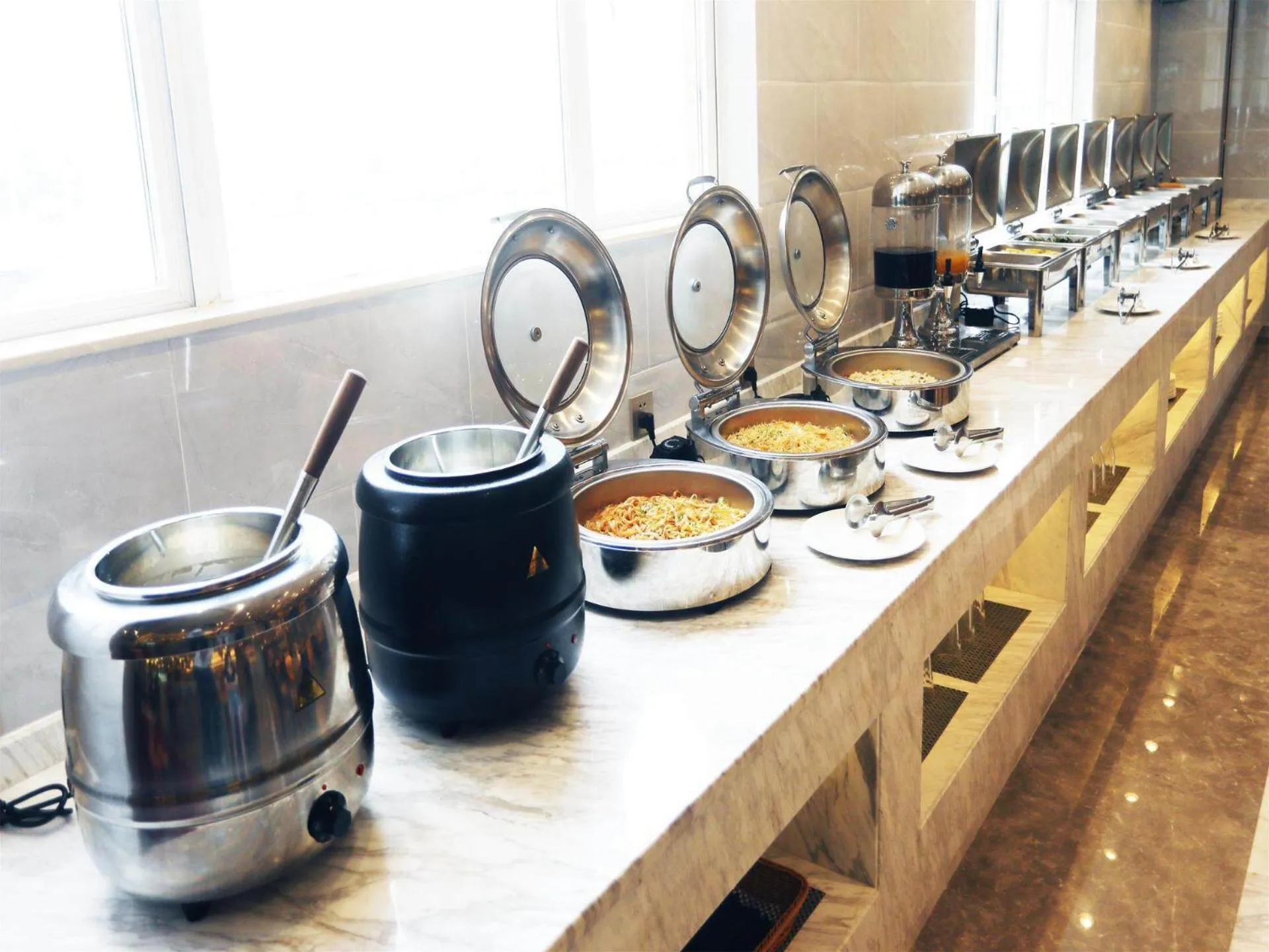 Kyriad Hotel Shenzhen Pingdi Low Carbon City