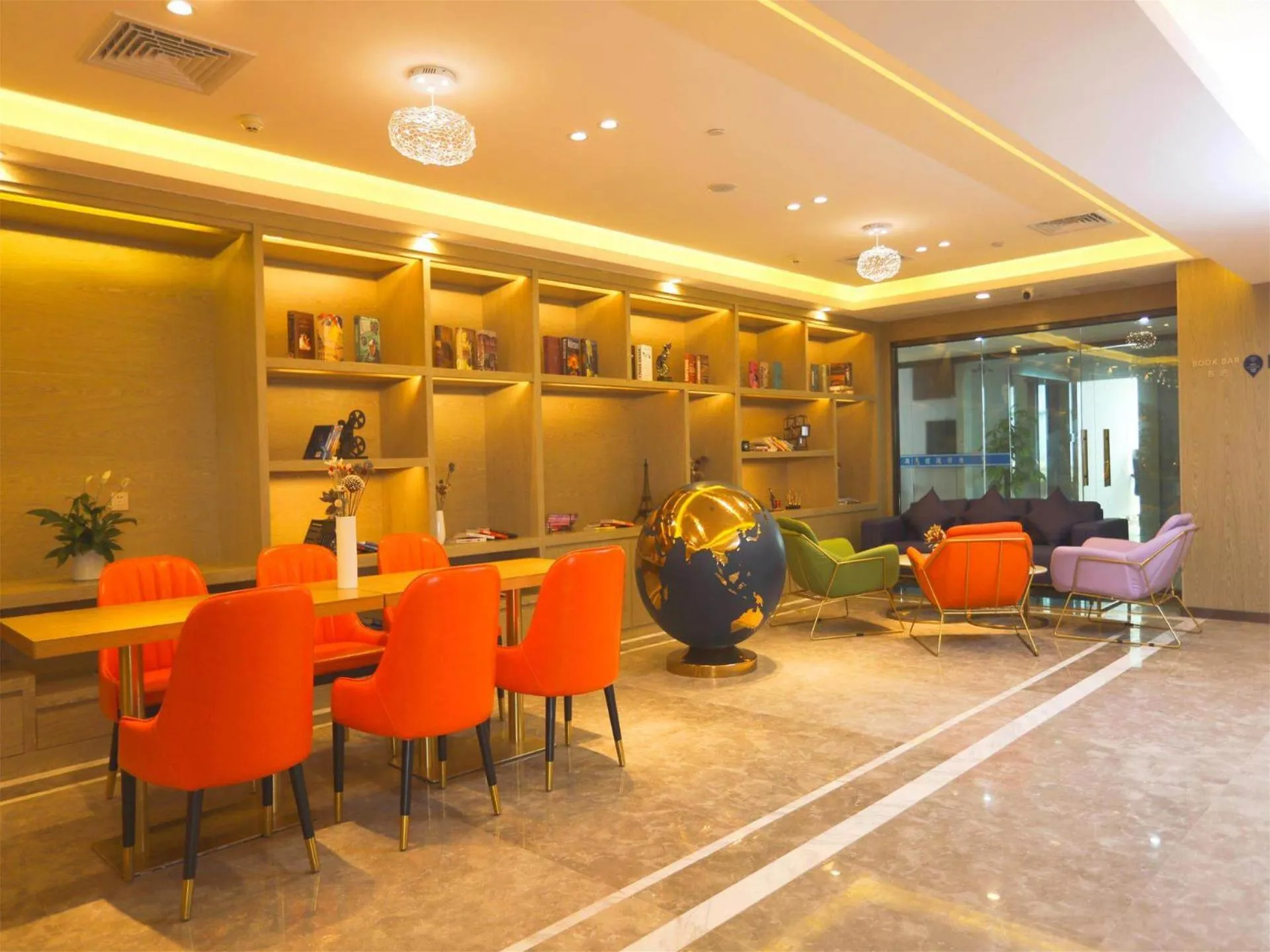 Kyriad Hotel Shenzhen Pingdi Low Carbon City