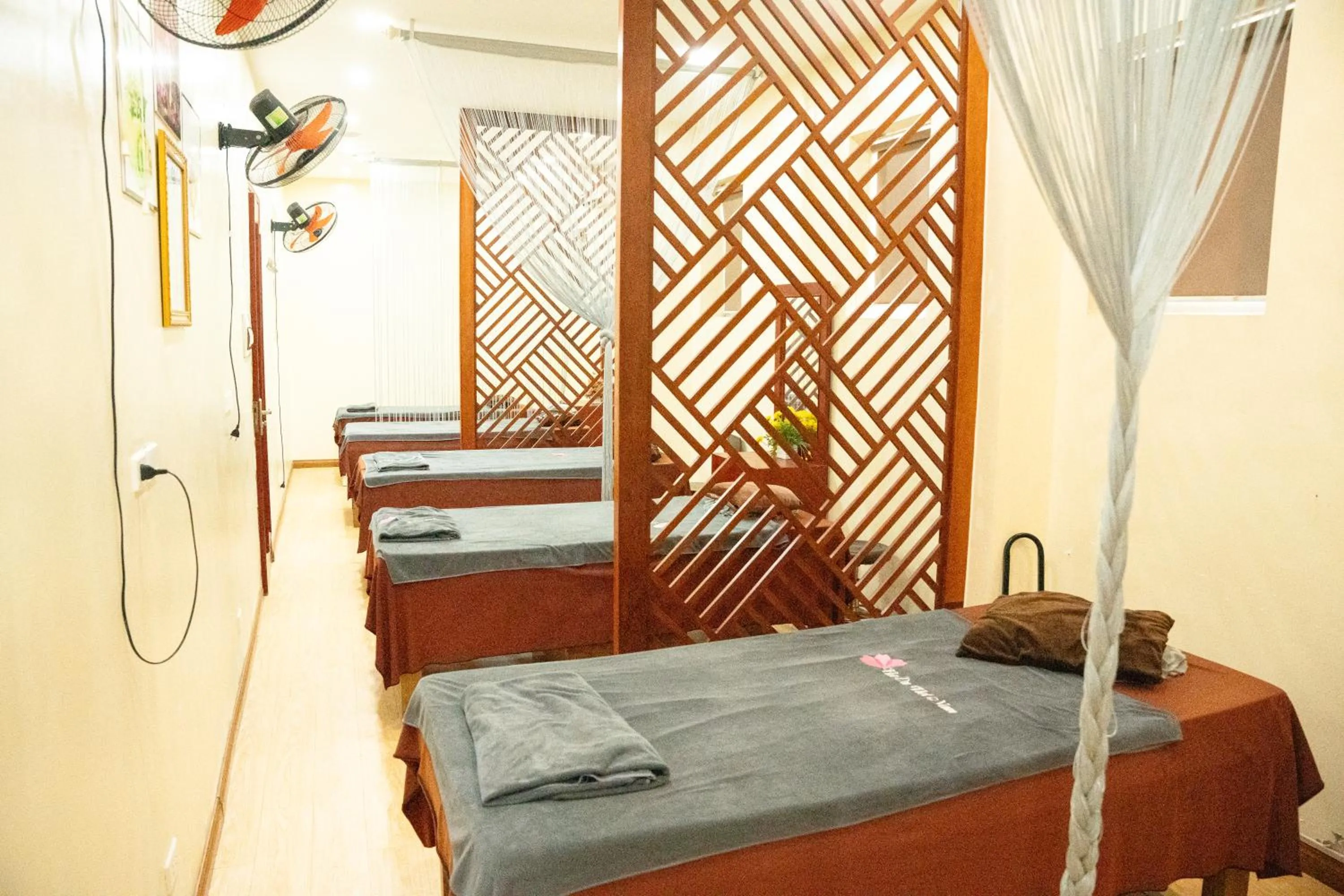 Spa and wellness centre/facilities in Hòa Nam Hotel