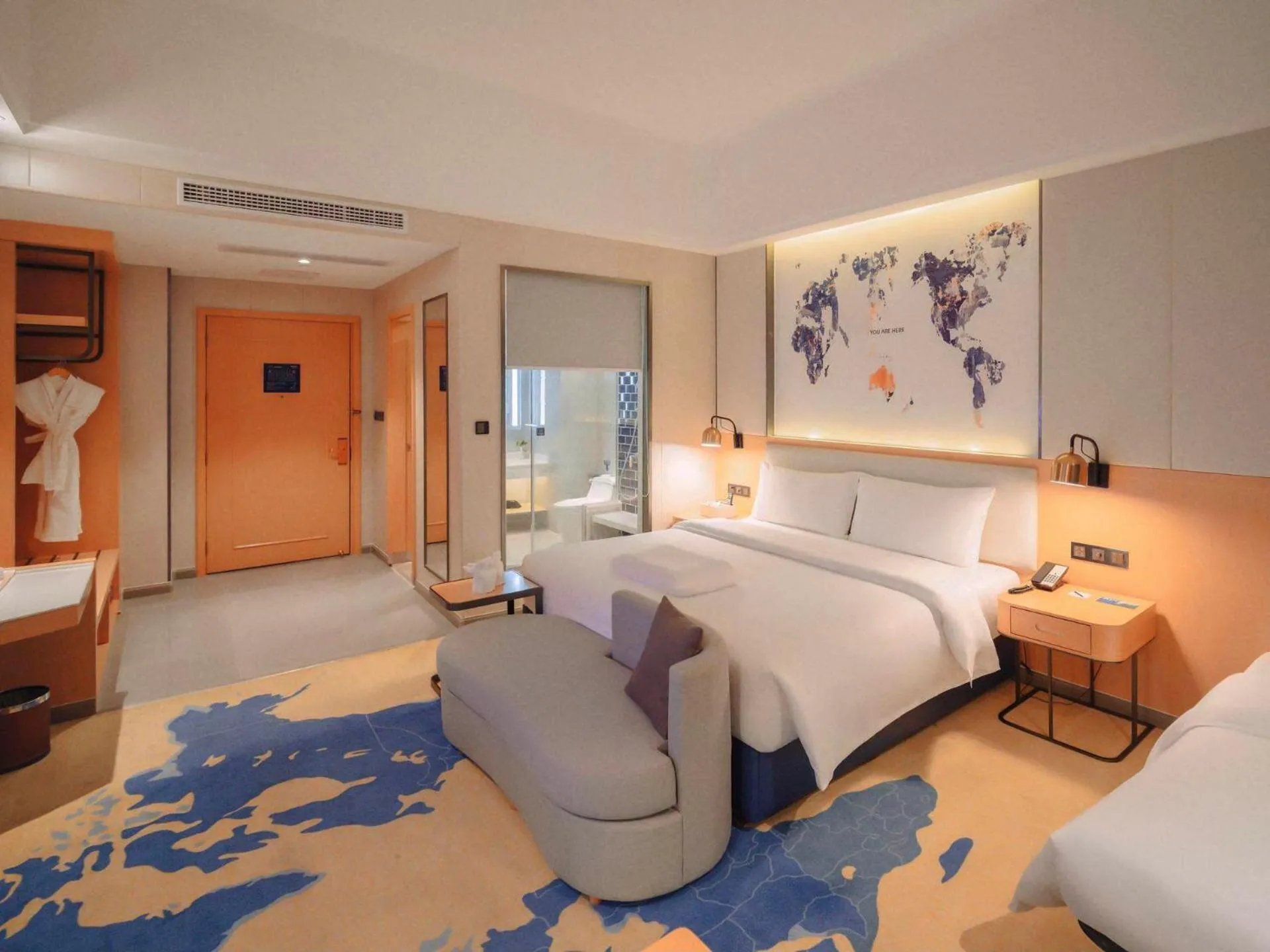 Bed in Kyriad Marvelous Hotel Zhongshan South District Conference Centre