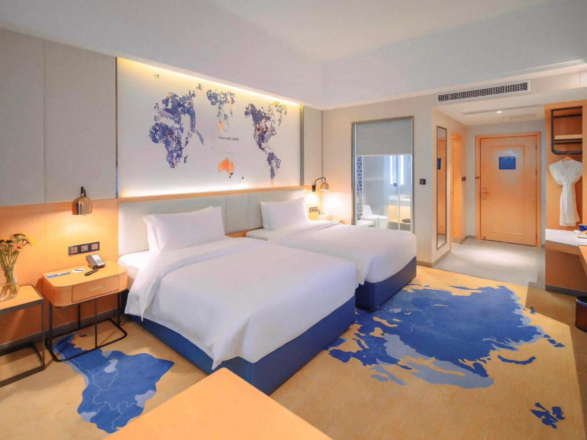 Bed in Kyriad Marvelous Hotel Zhongshan South District Conference Centre