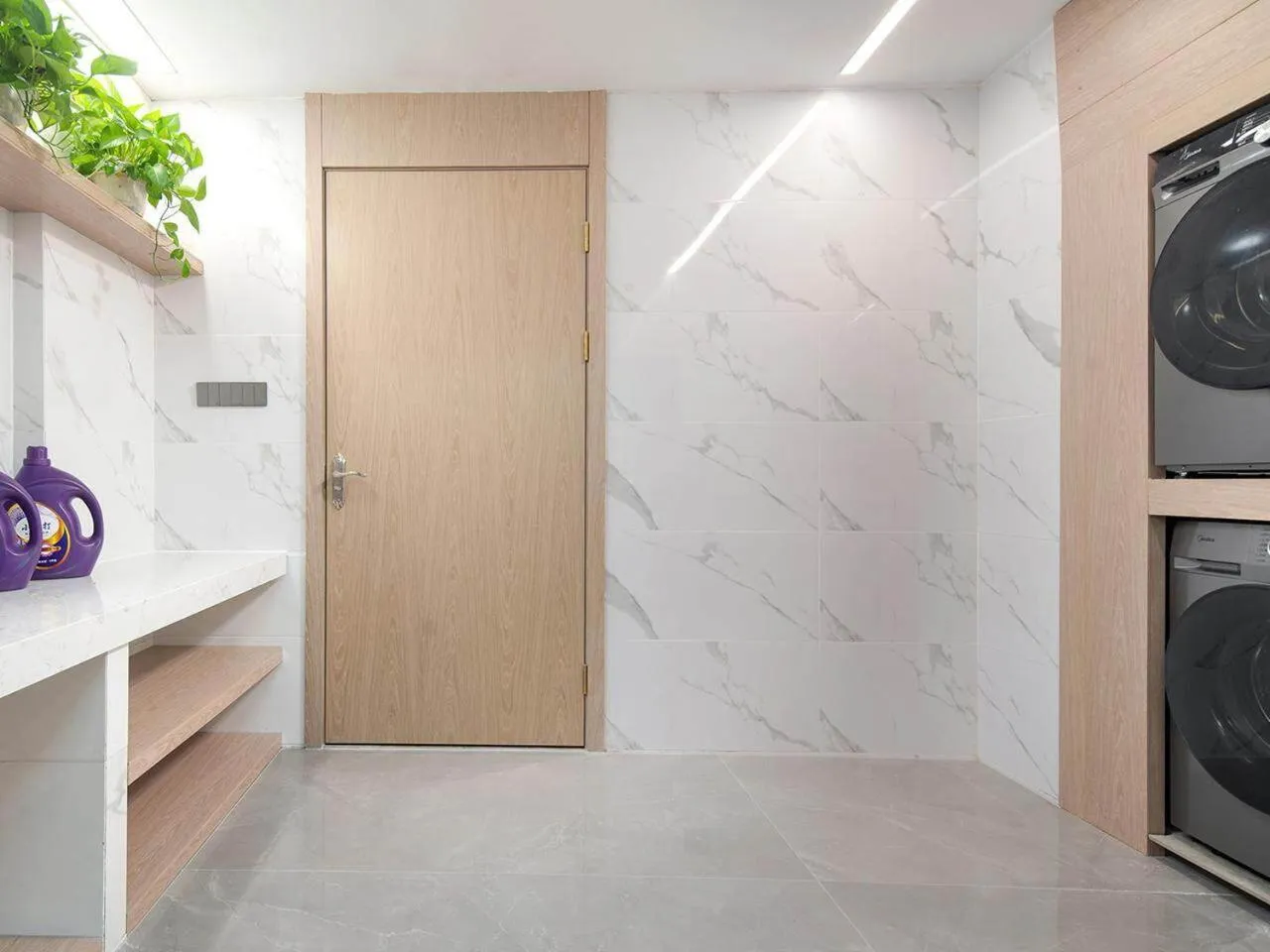 Kyriad Hotel Guigang Wuyue Plaza Railway Station