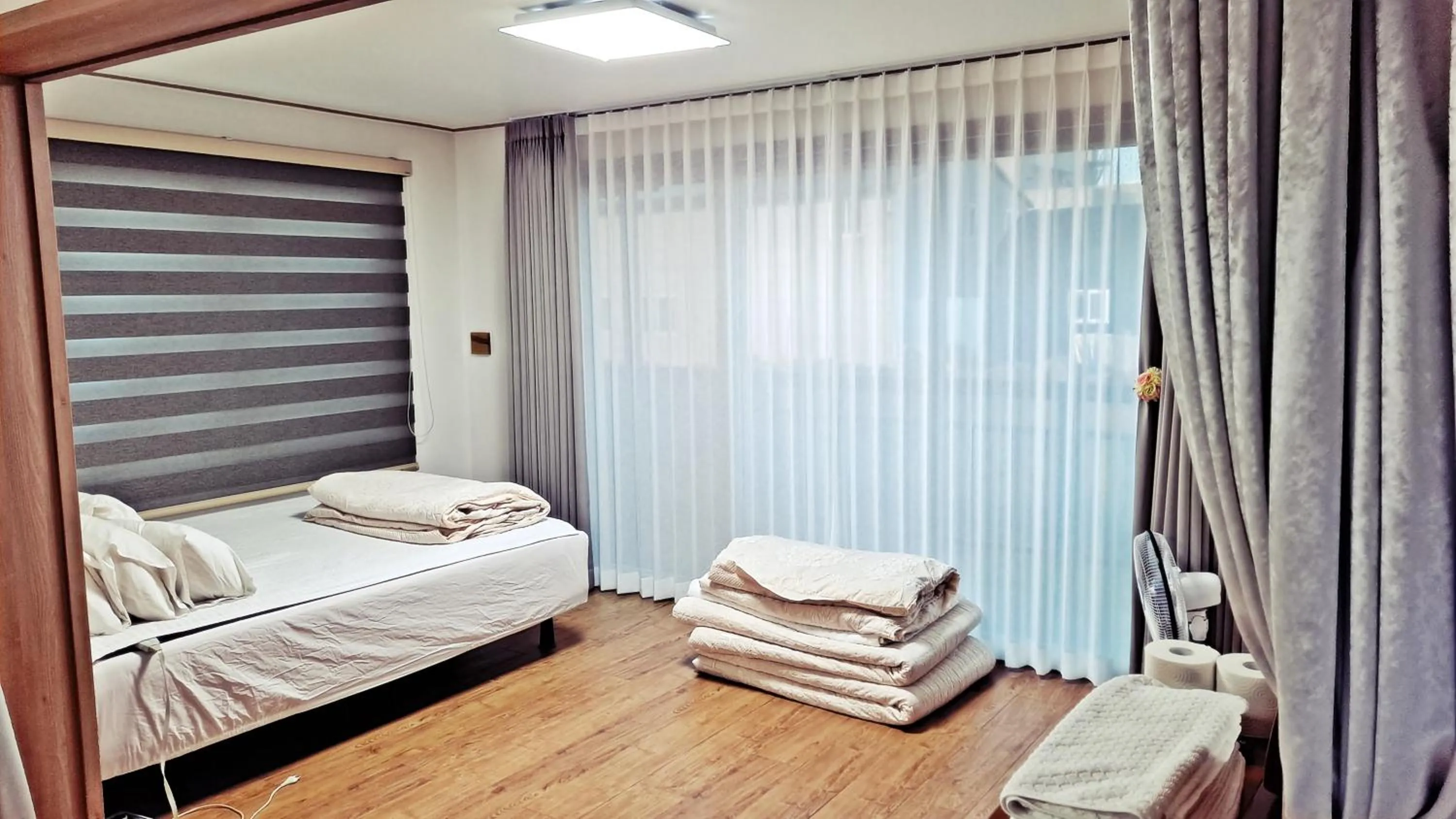 Bed in Jeju Gillime Pension