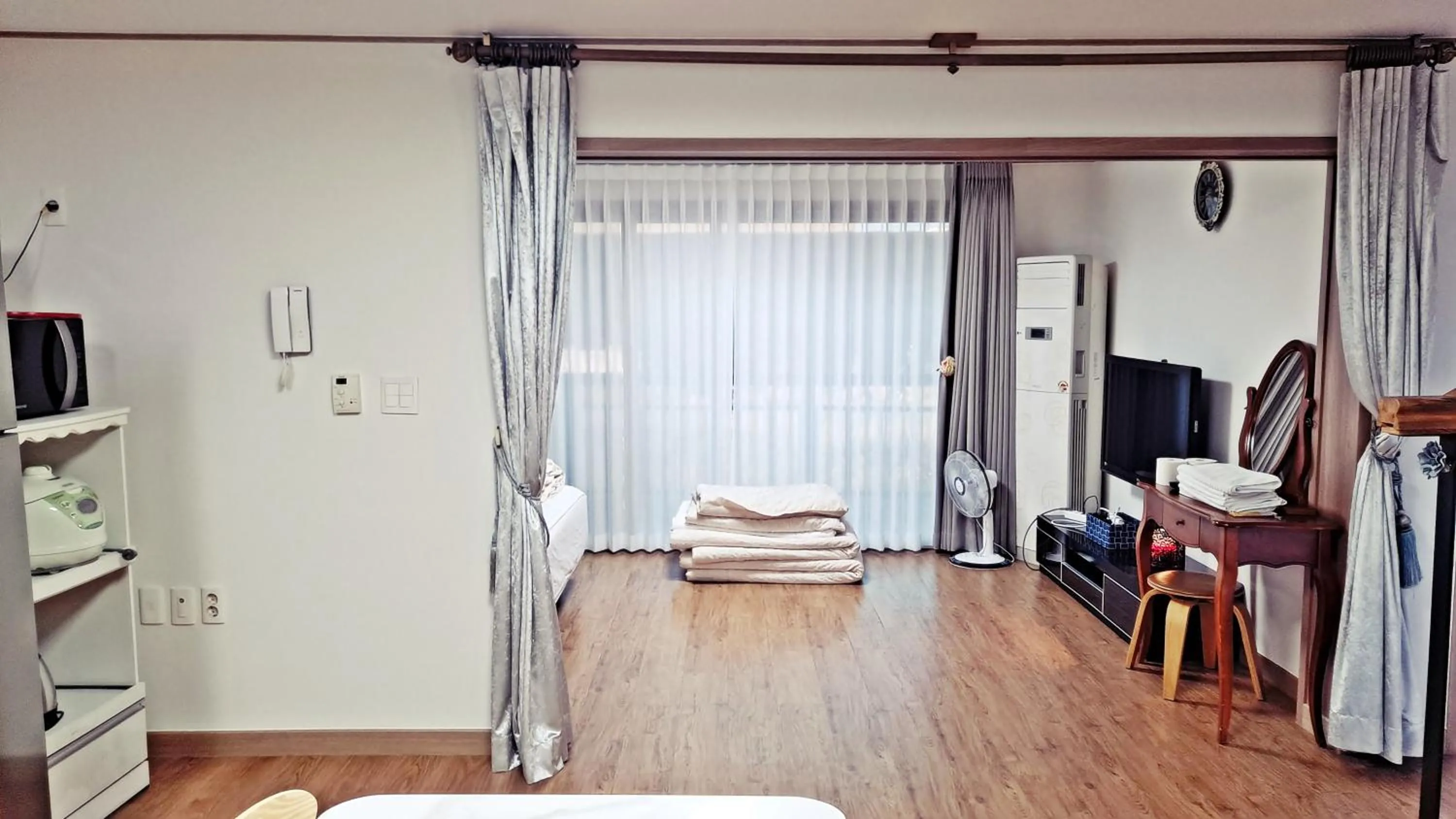 Bed in Jeju Gillime Pension