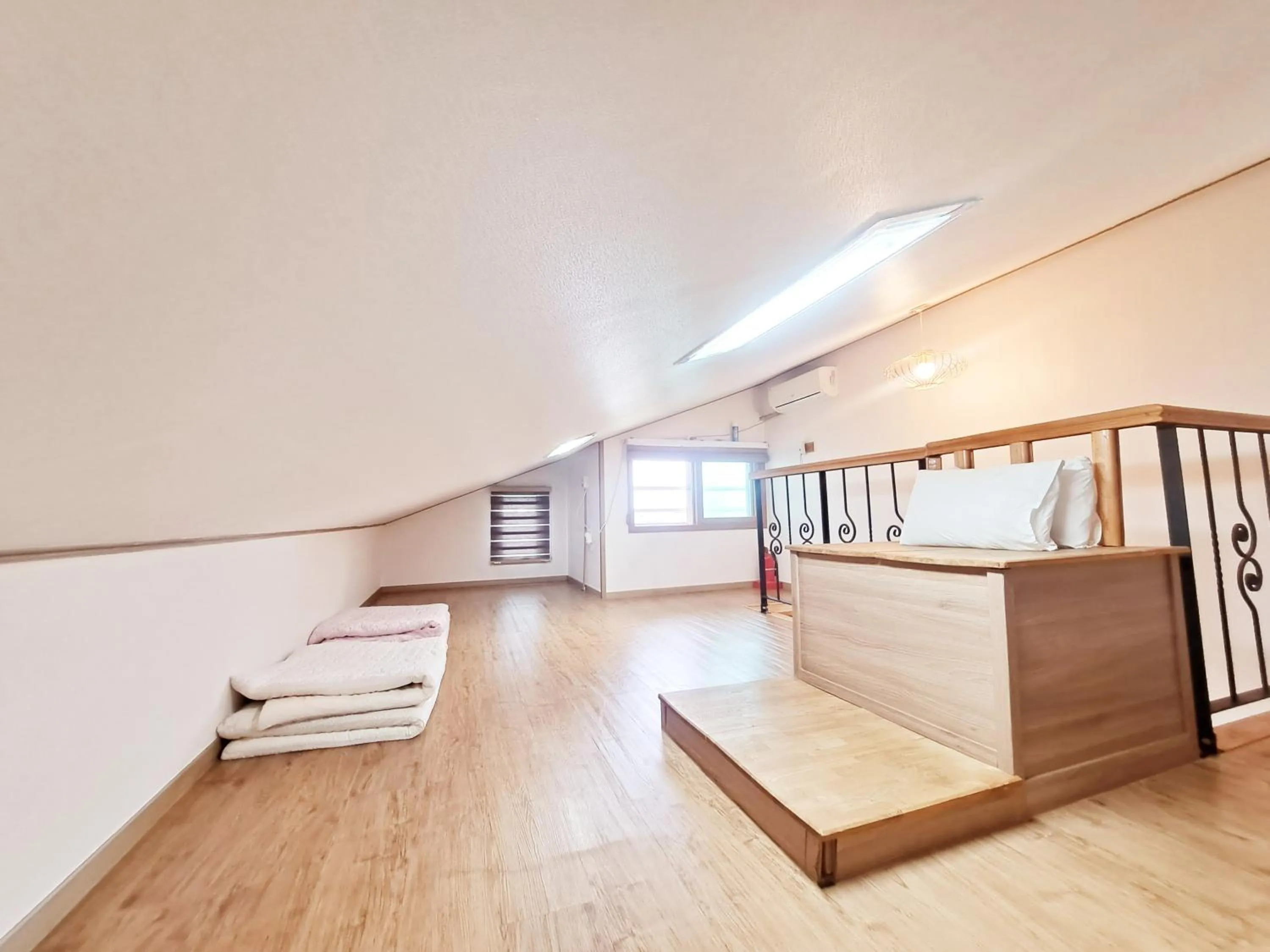 Bed in Jeju Gillime Pension