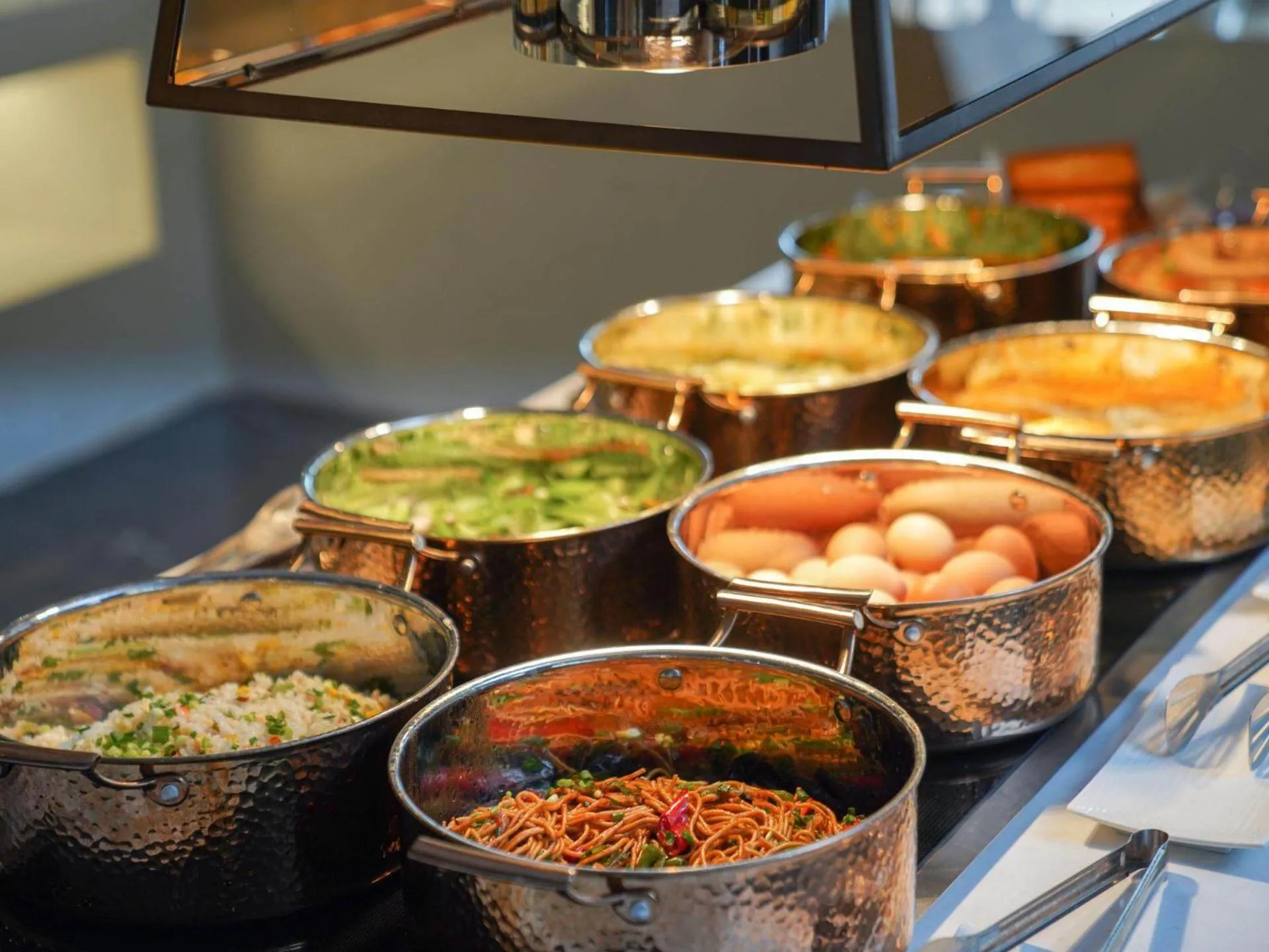 Kyriad Hotel Baoying Jinyuan Square High-speed Railway Station