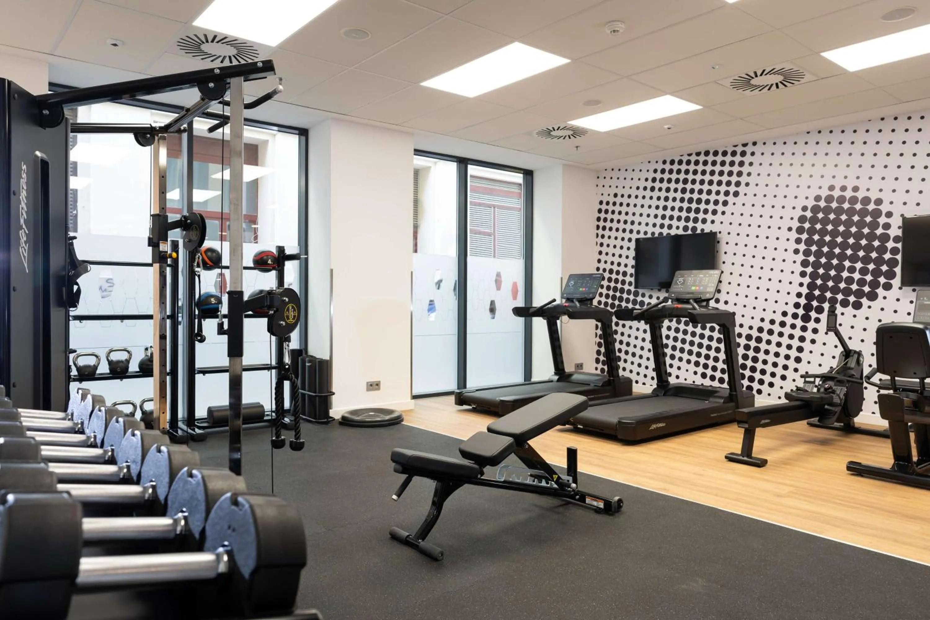 Fitness centre/facilities in Hampton By Hilton Budapest City Centre