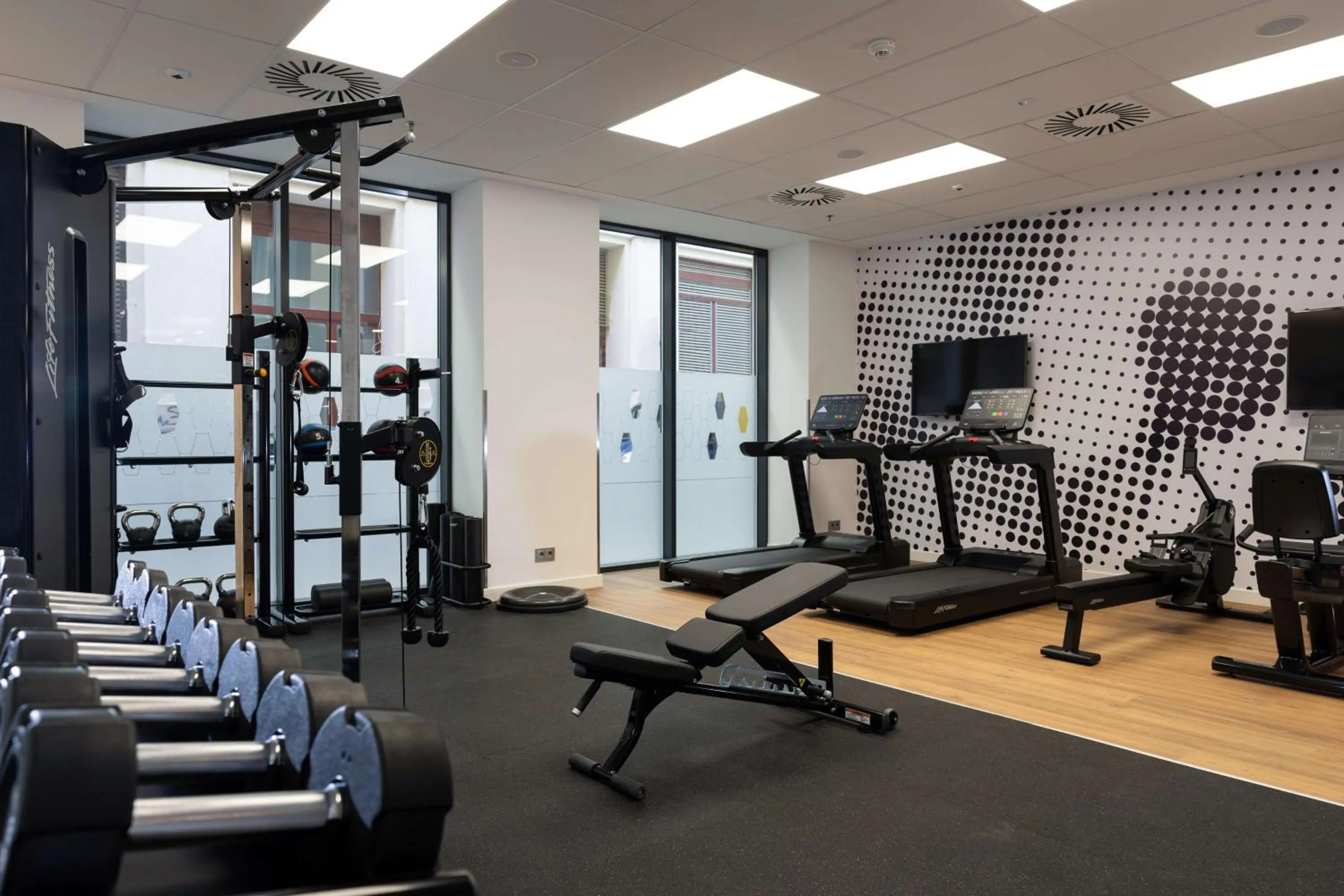 Fitness centre/facilities in Hampton By Hilton Budapest City Centre