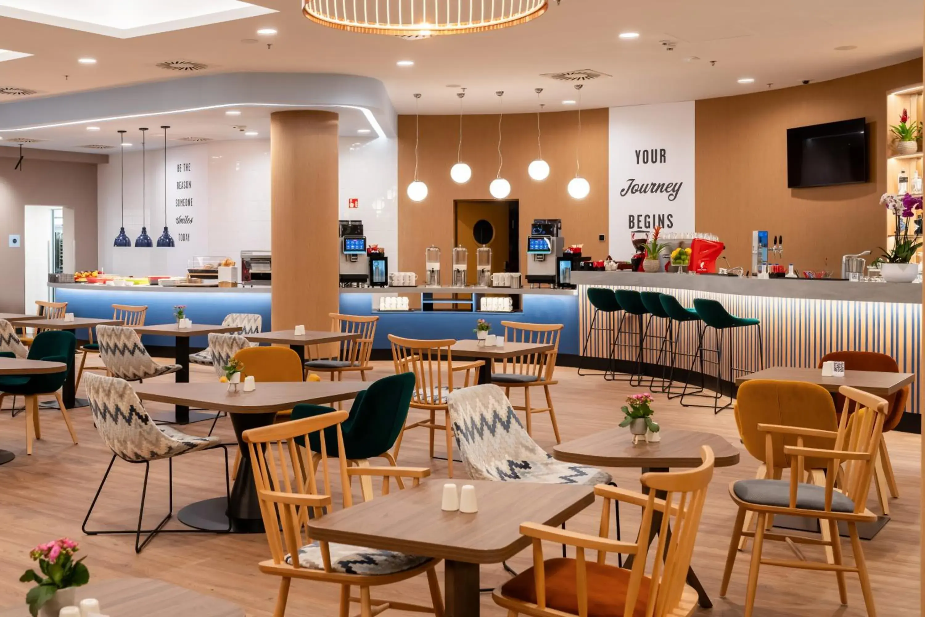 Restaurant/places to eat in Hampton By Hilton Budapest City Centre Restaurant/places to eat in Hampton By Hilton Budapest City Centre