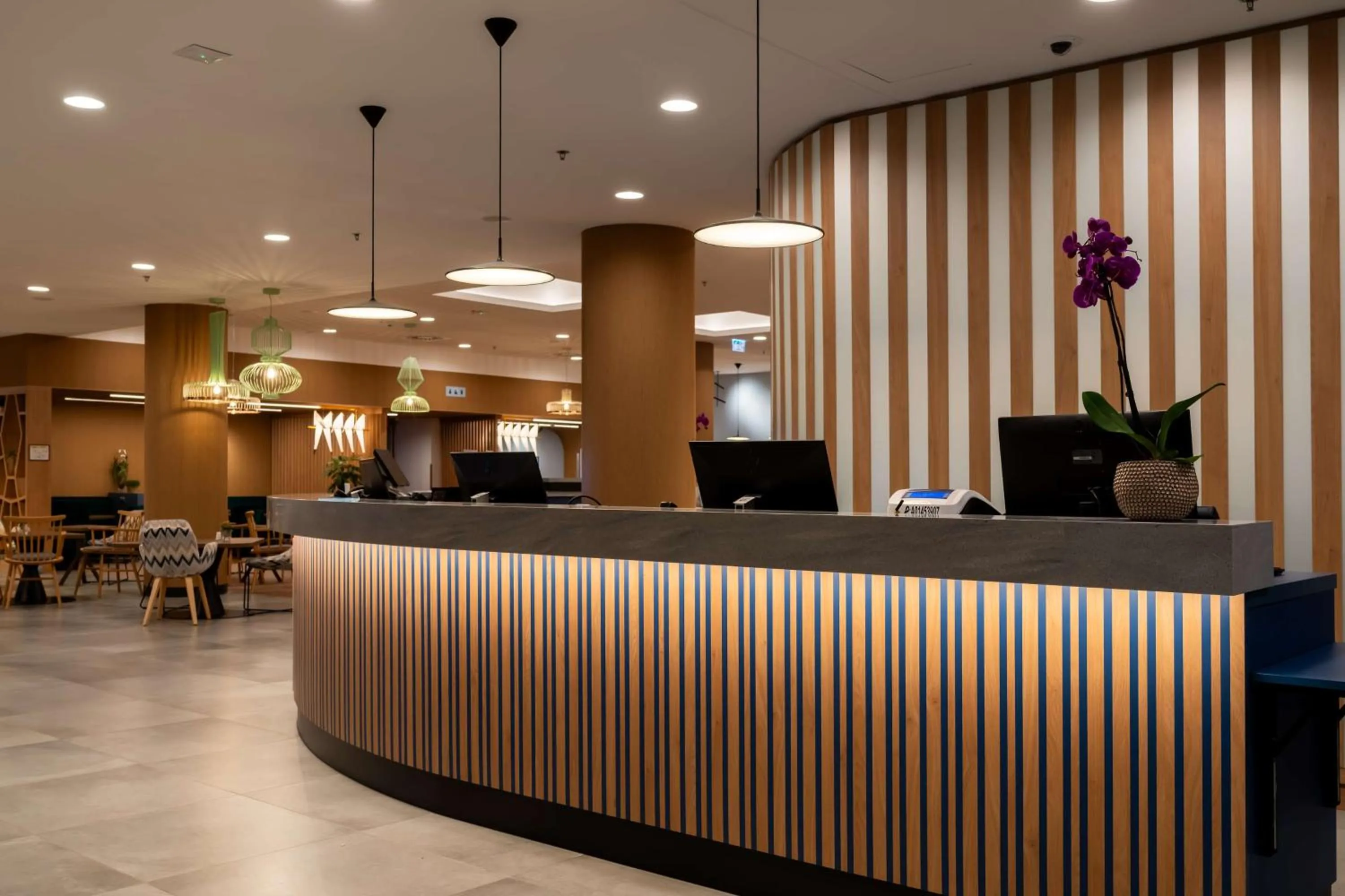 Lobby or reception in Hampton By Hilton Budapest City Centre