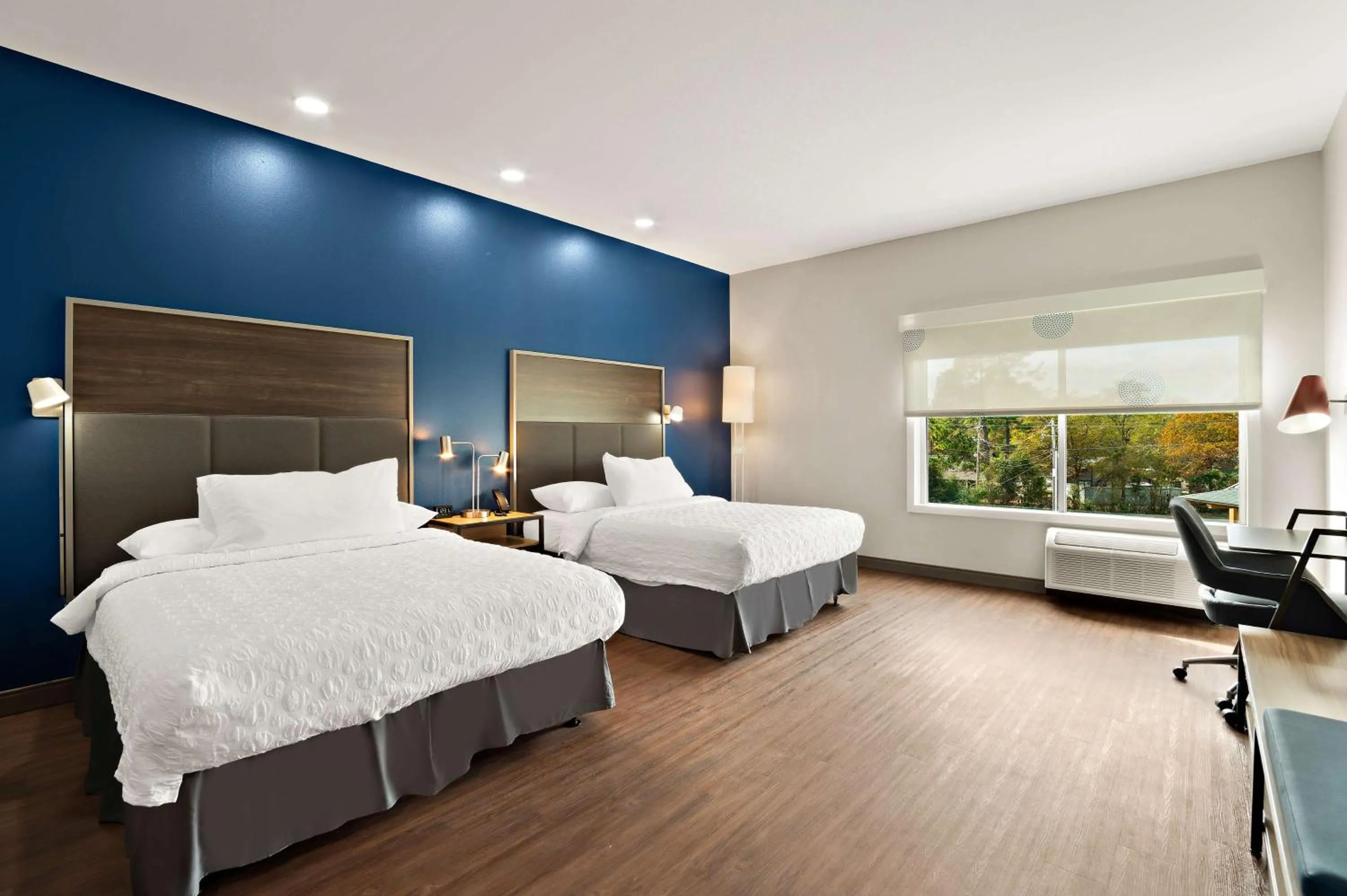 Bed in Tru By Hilton Santee