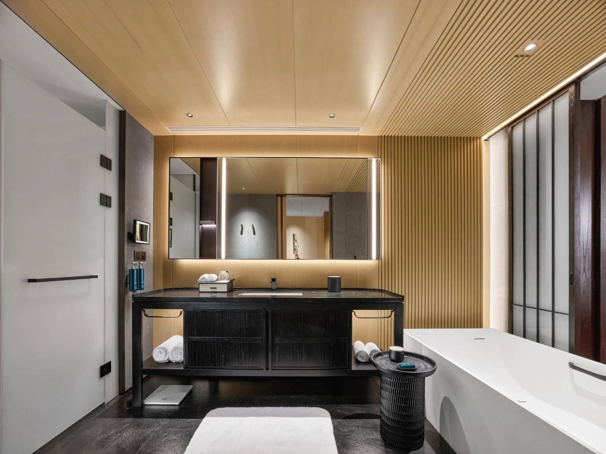 Toilet in Hilton Nanjing Niushoushan