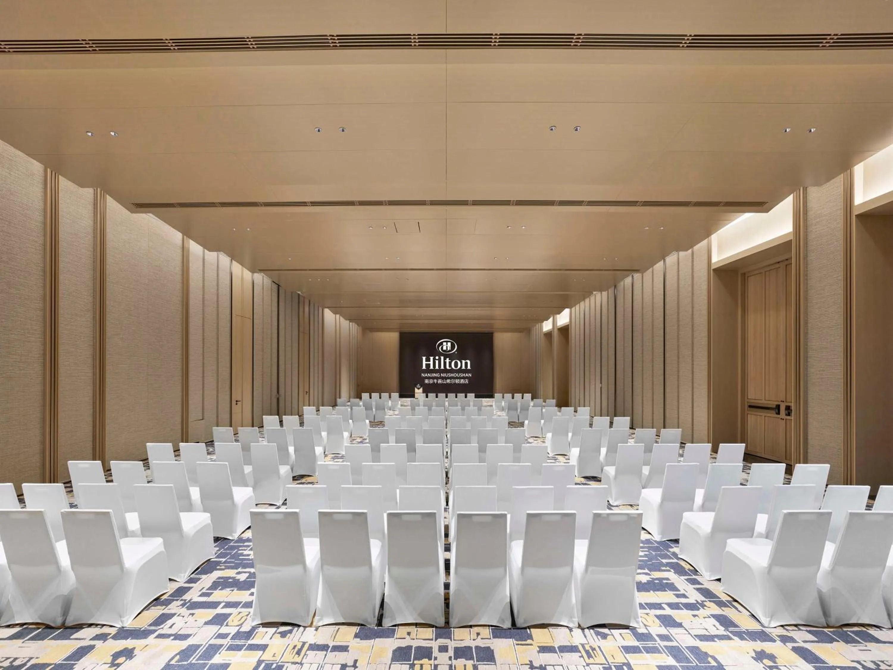 Meeting/conference room in Hilton Nanjing Niushoushan