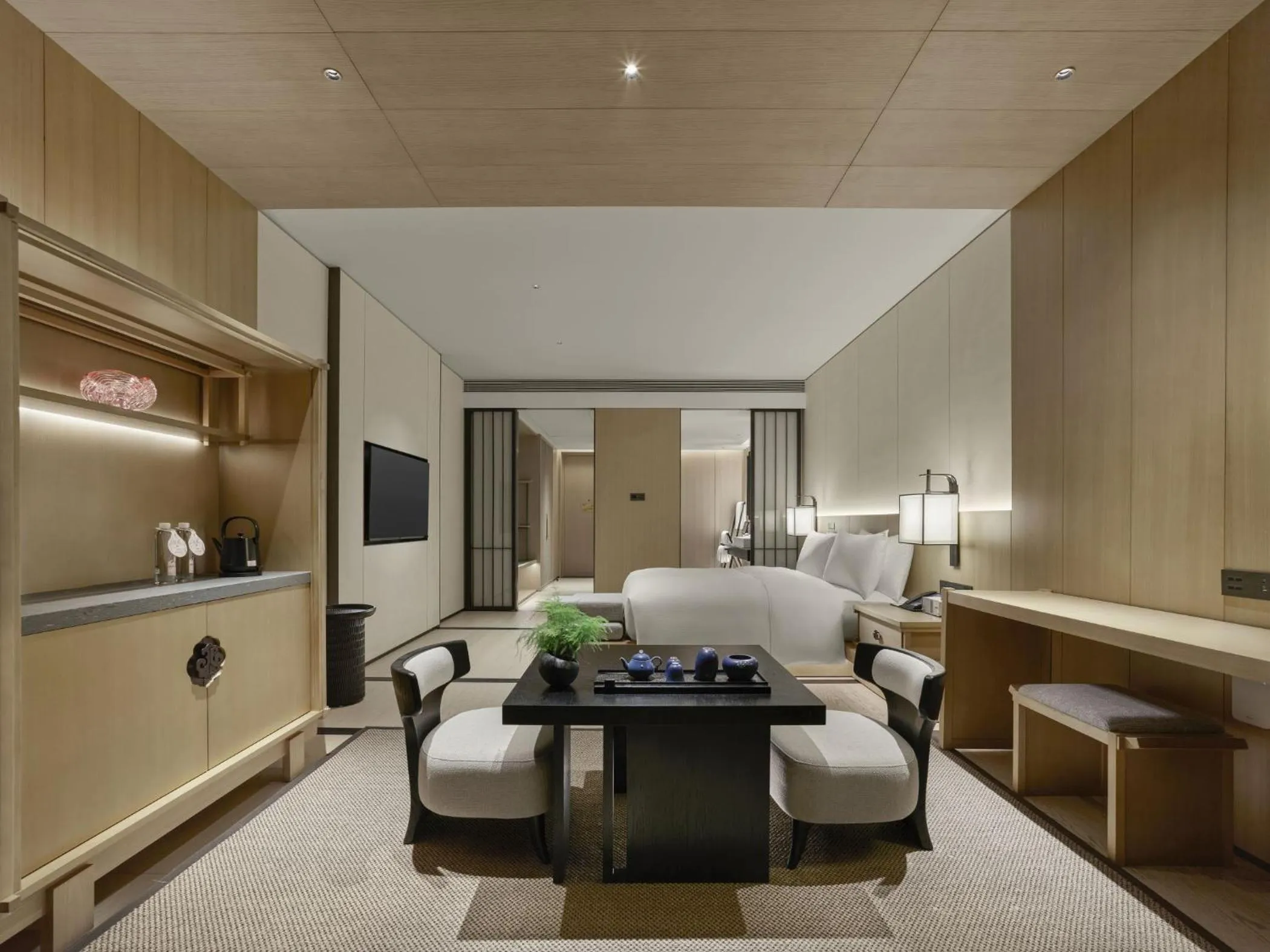 Bedroom, Bed in Hilton Nanjing Niushoushan