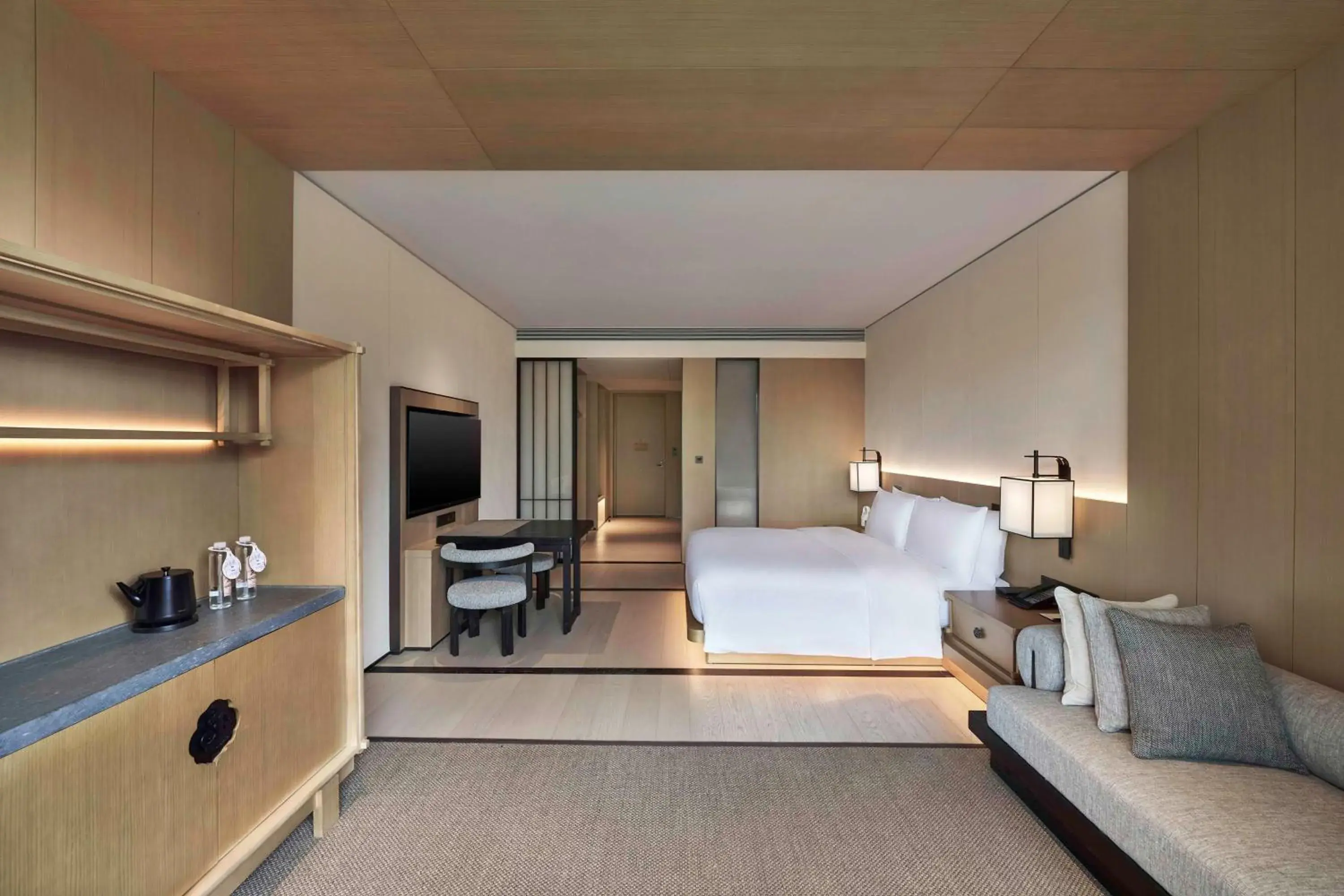 King Room - Mobility Accessible in Hilton Nanjing Niushoushan King Room - Mobility Accessible in Hilton Nanjing Niushoushan