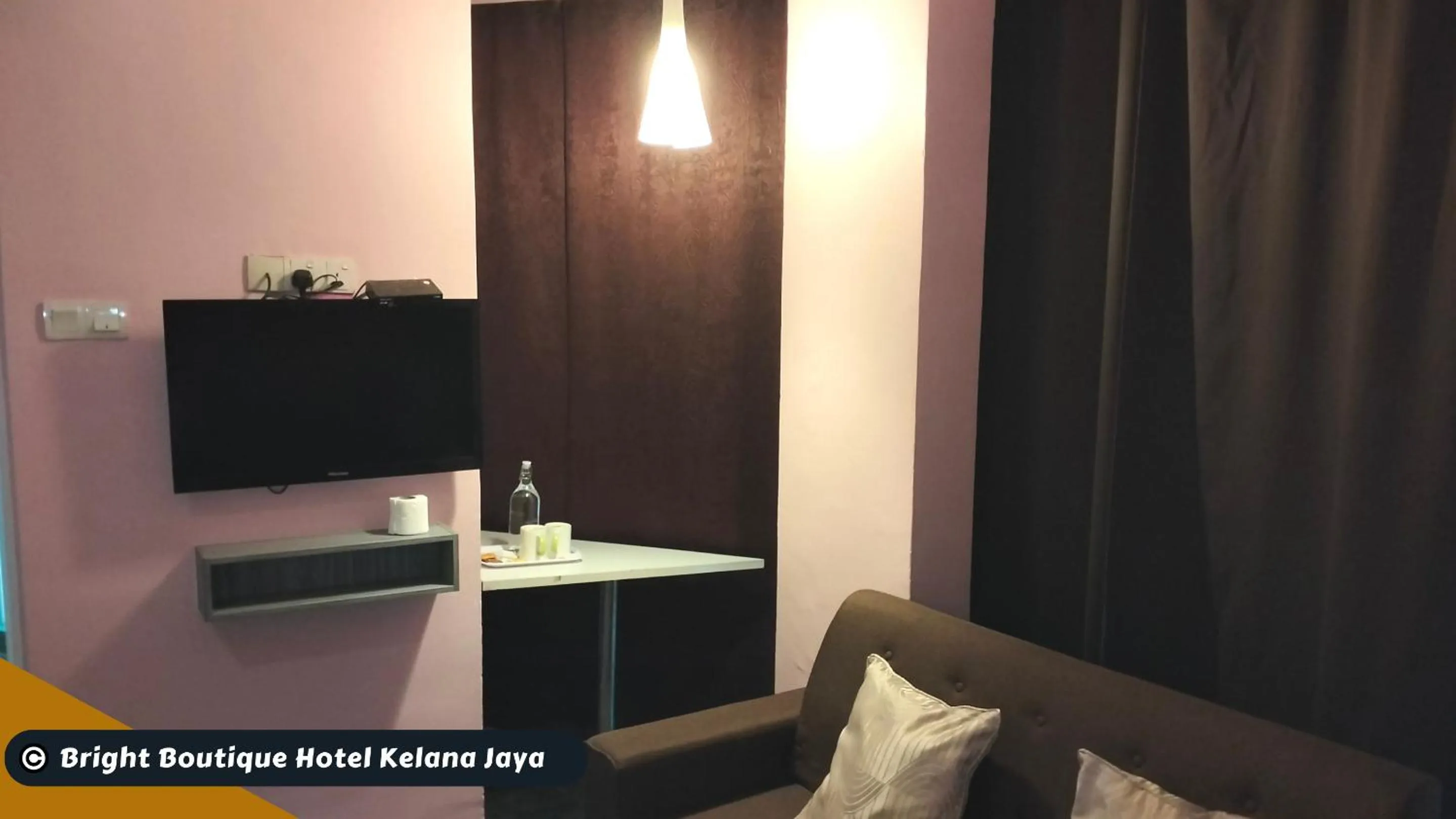 TV and multimedia in Bright Boutique Hotel Kelana Jaya