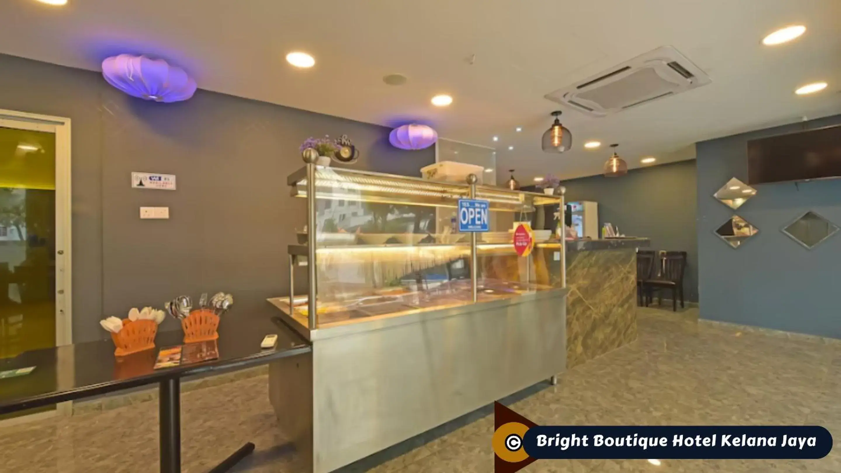Restaurant/places to eat in Bright Boutique Hotel Kelana Jaya Restaurant/places to eat in Bright Boutique Hotel Kelana Jaya