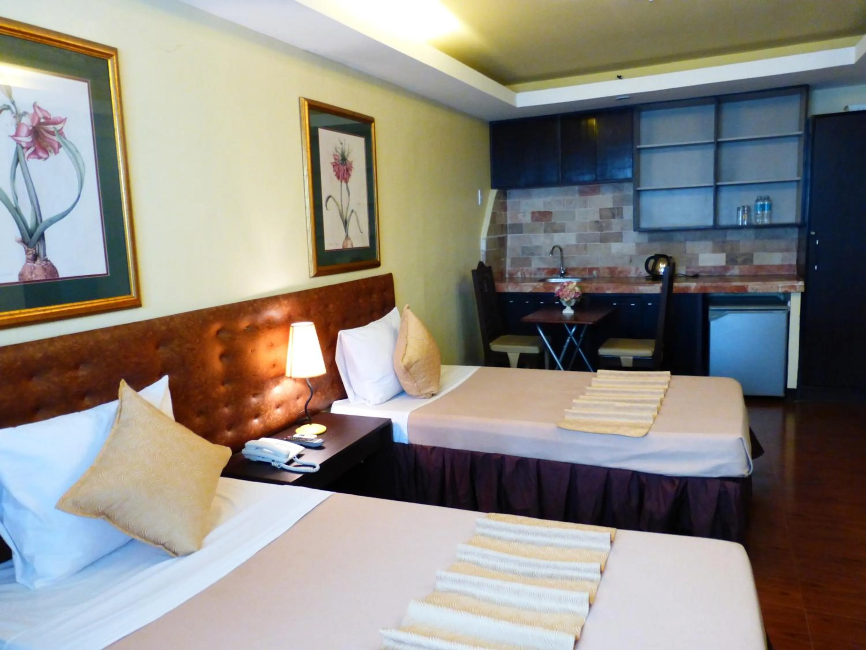 Bedroom, Bed in Silver Oaks Suites & Hotel