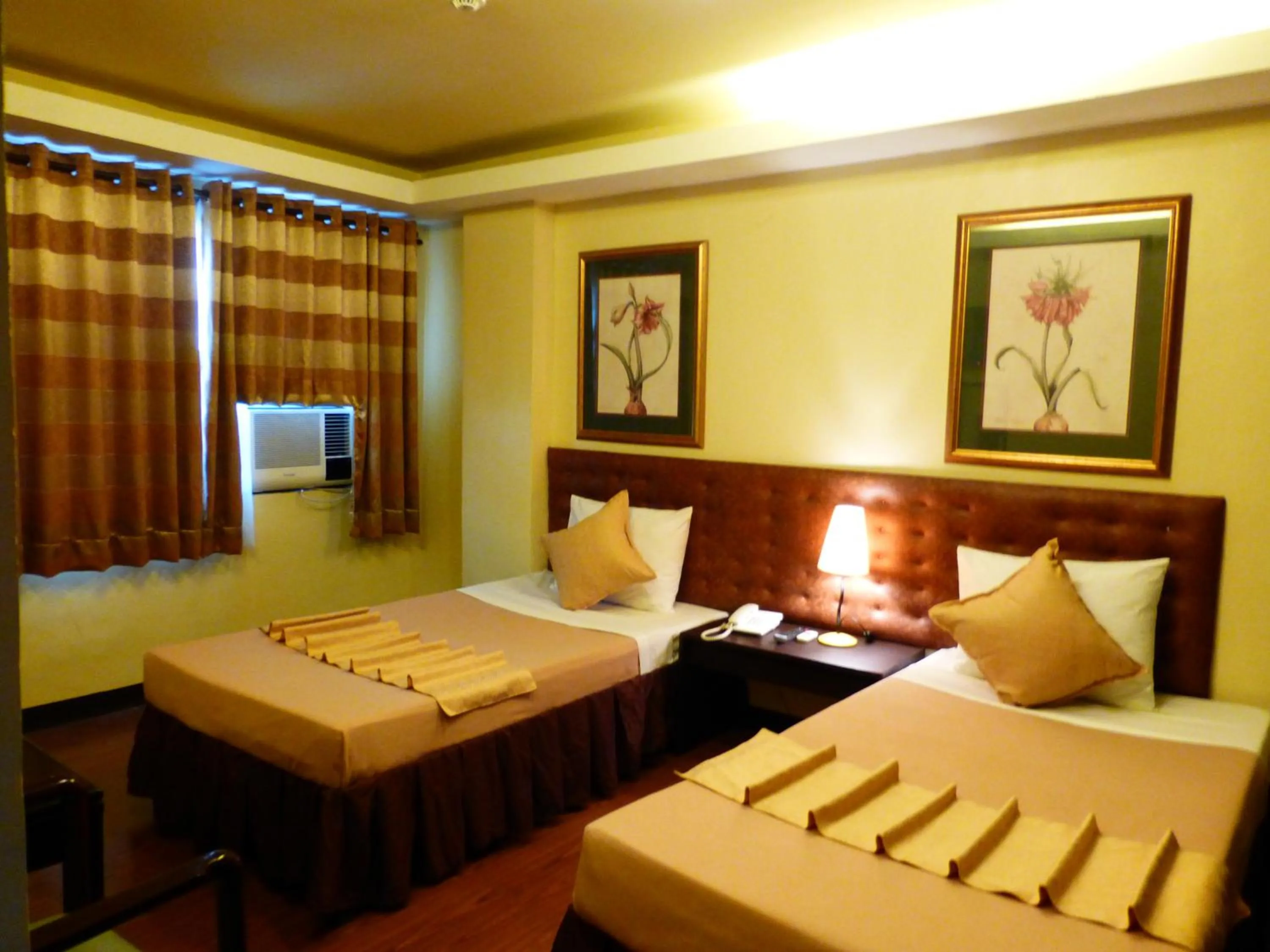 Bedroom, Bed in Silver Oaks Suites & Hotel