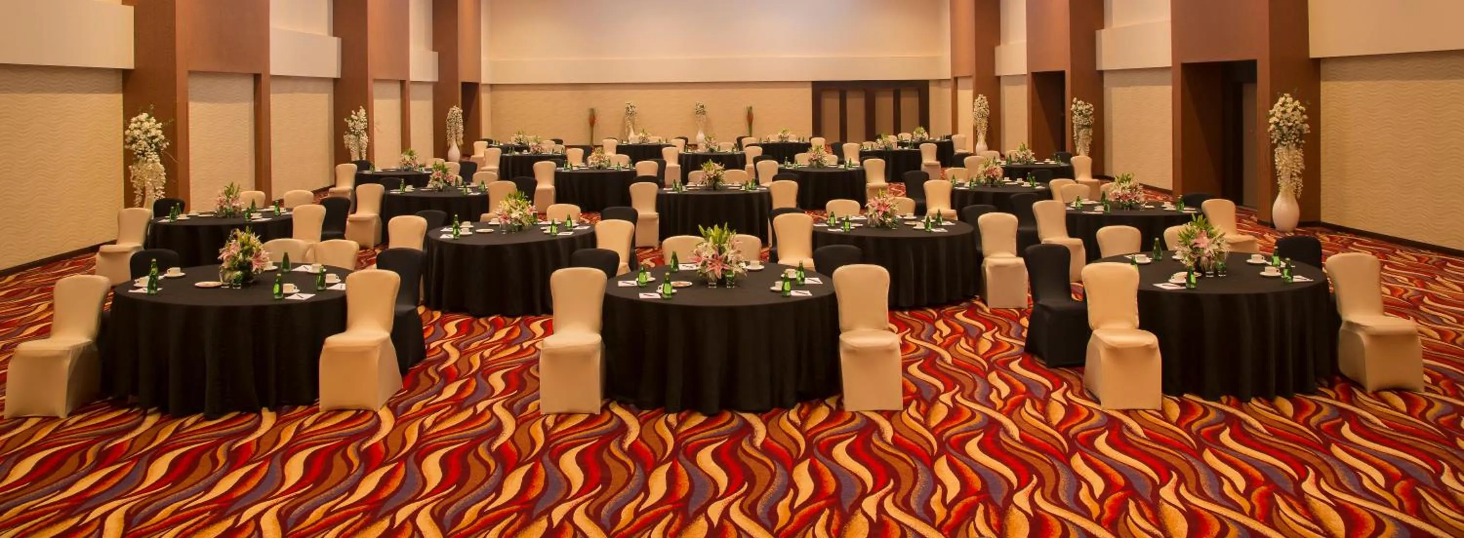 Banquet/Function facilities in The Deltin