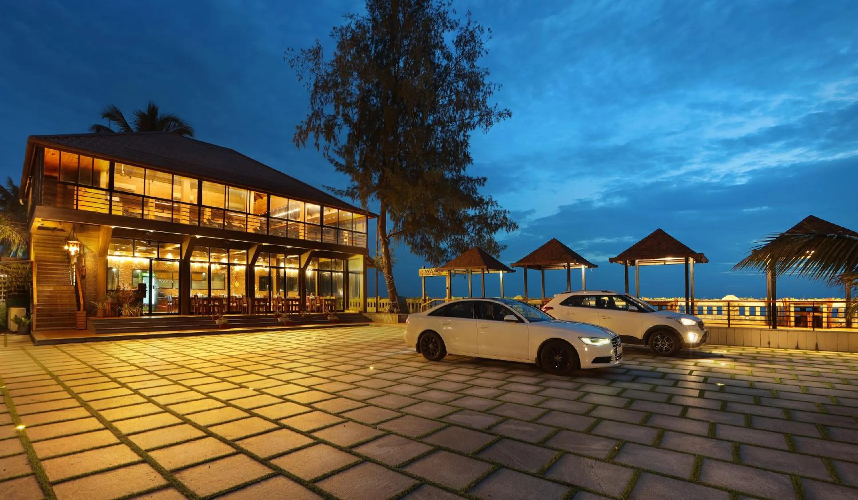 Parking in Maliekal Heritance Cherai Beach Cochin