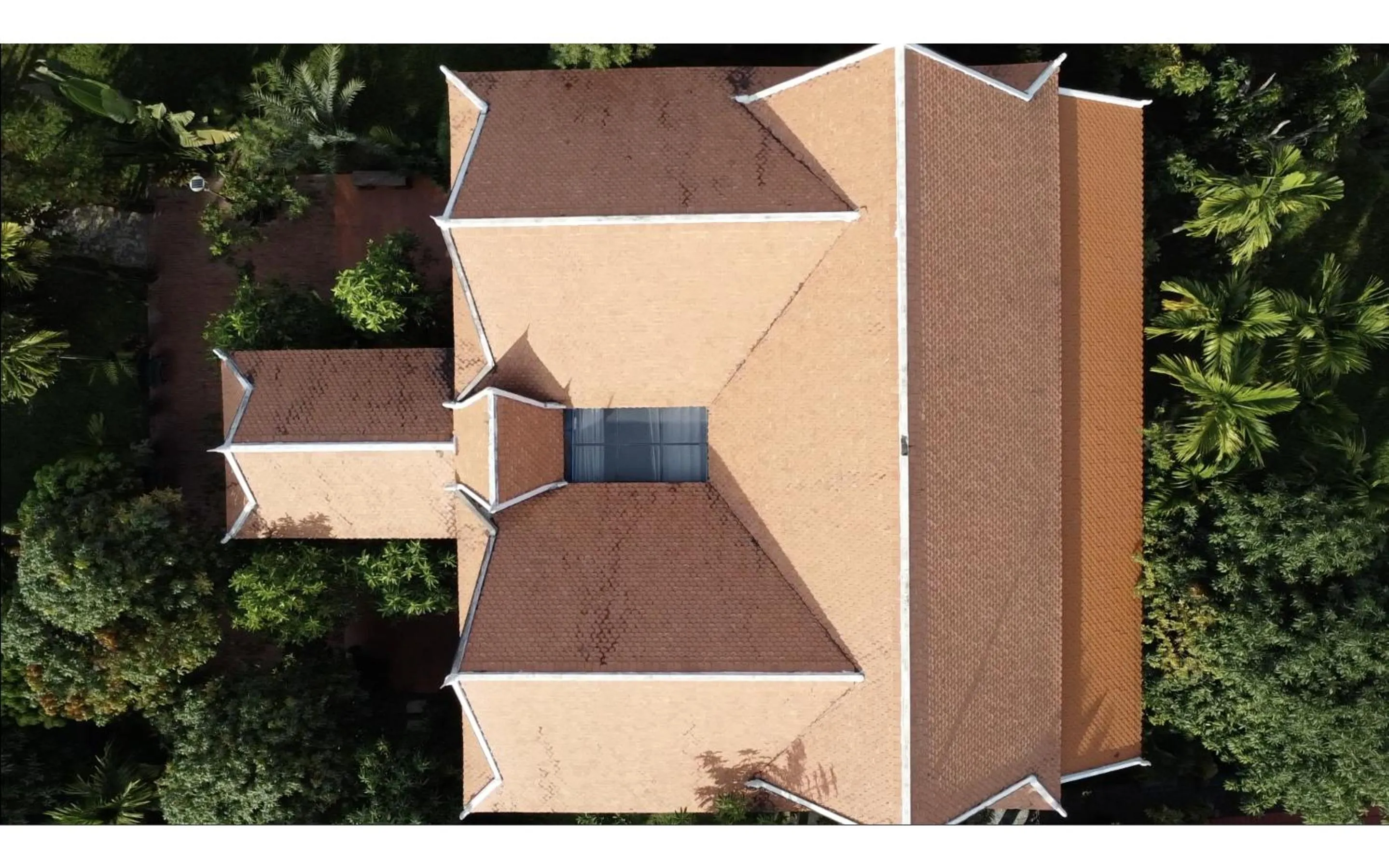 Property building in Atoh's Maison