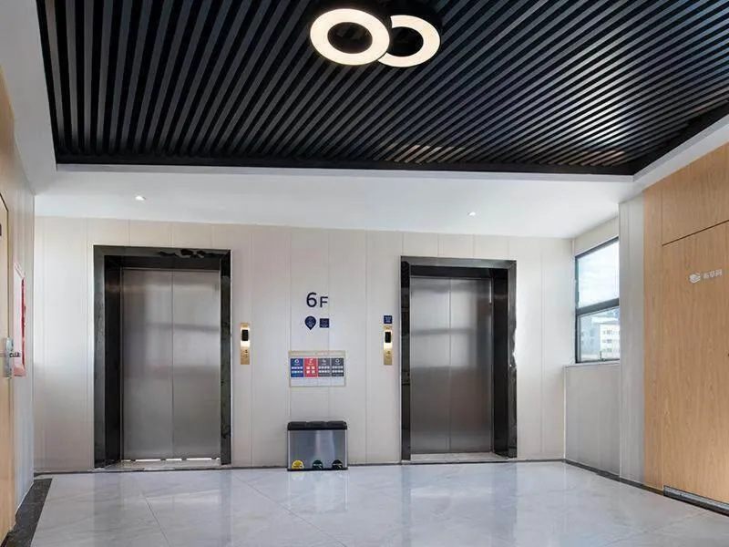 Kyriad Marvelous Hotel Shenzhen North Railway Station Yousong