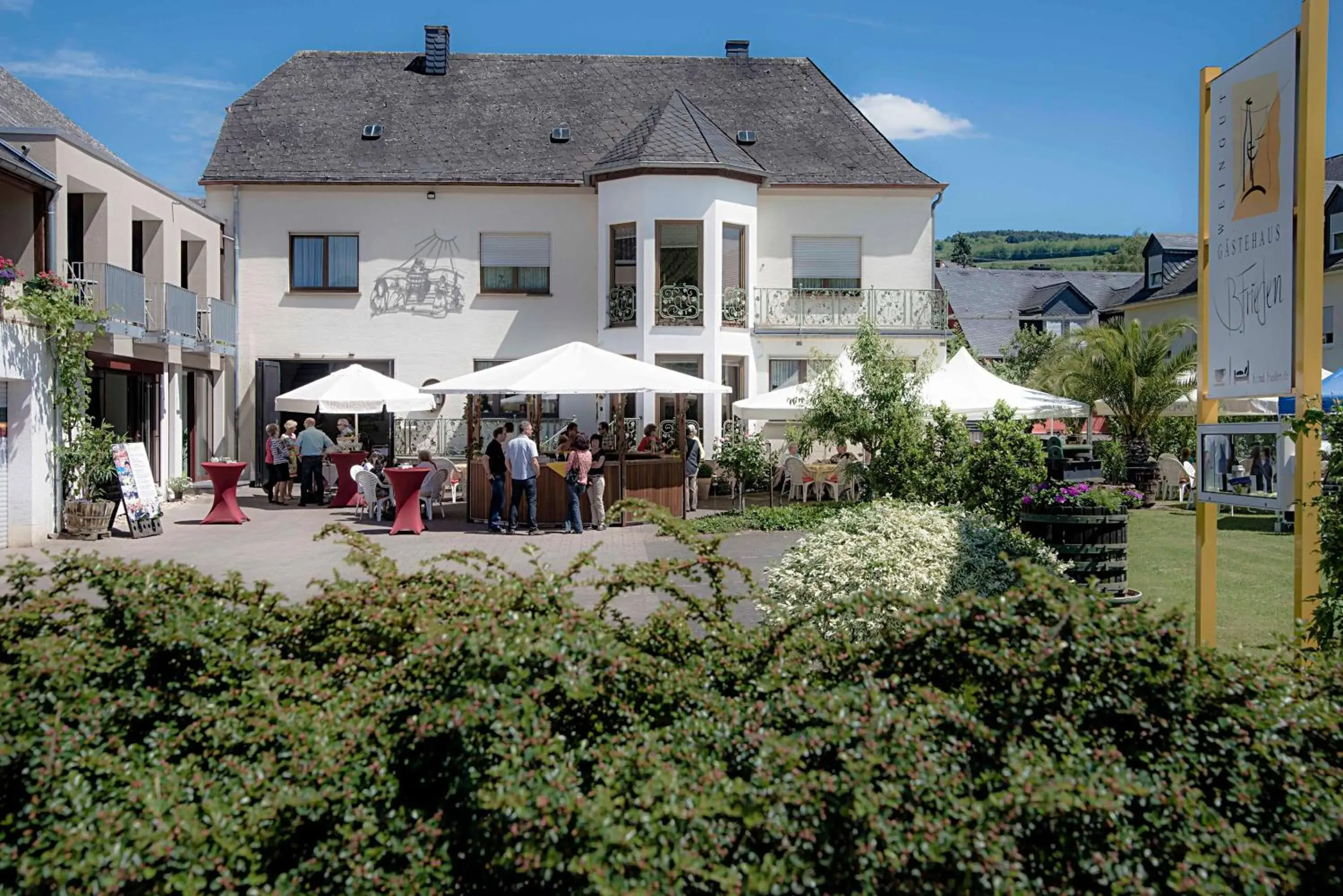 Gästehaus und Weingut Bernd Frieden Gästehaus und Weingut Bernd Frieden