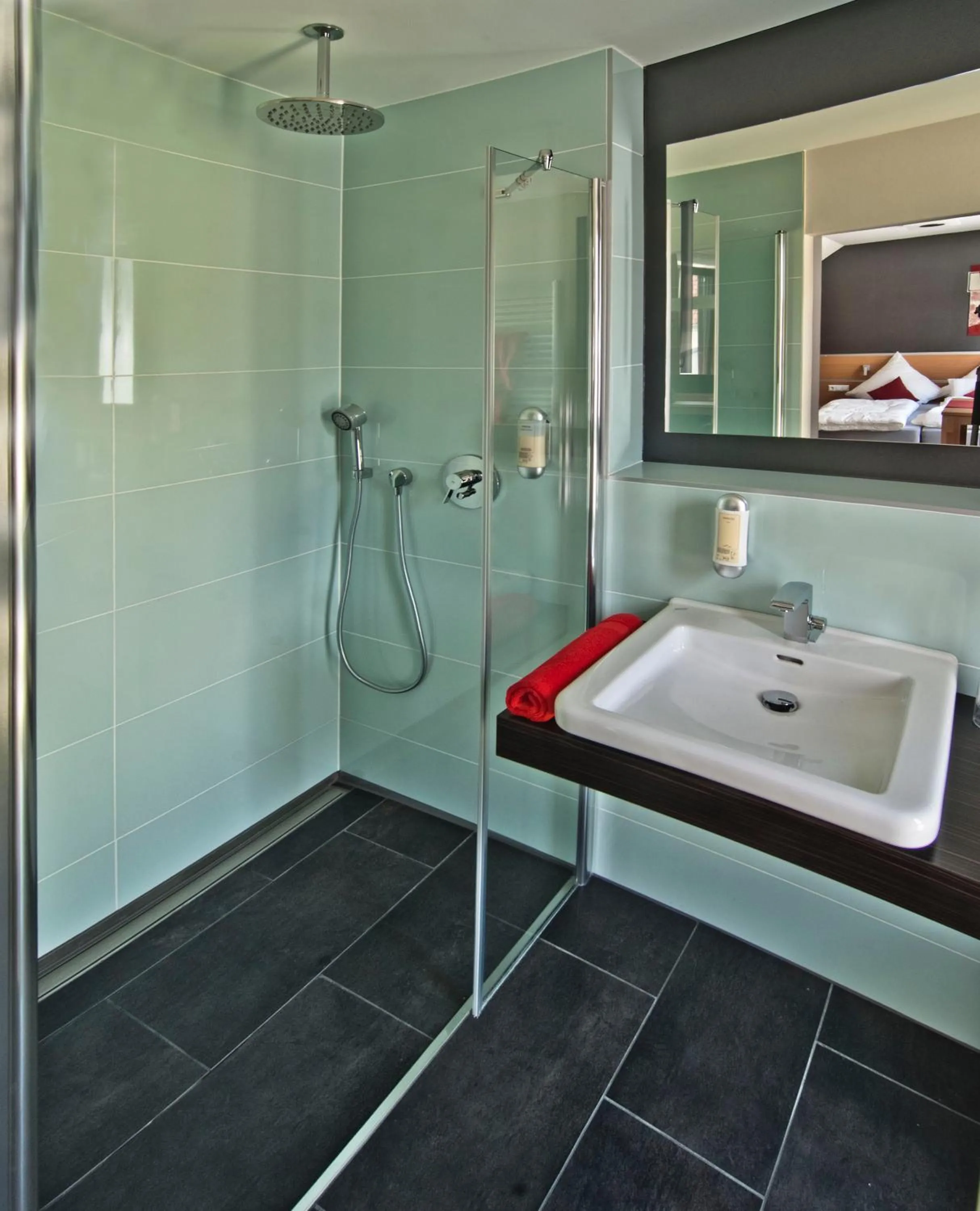 Shower in Gästehaus und Weingut Bernd Frieden