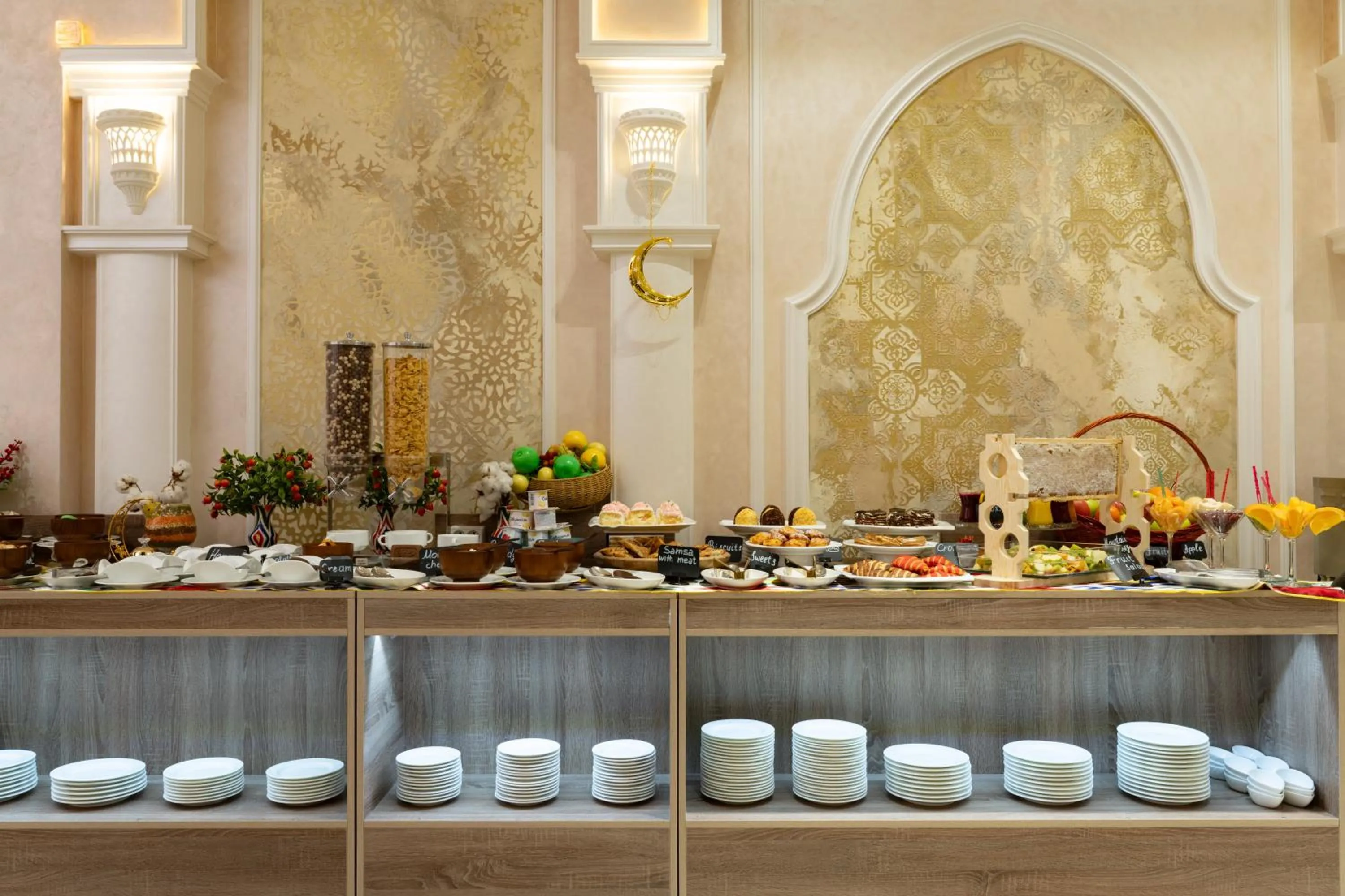 Food and drinks in Al Anvar Halal Hotel by HotelPro group