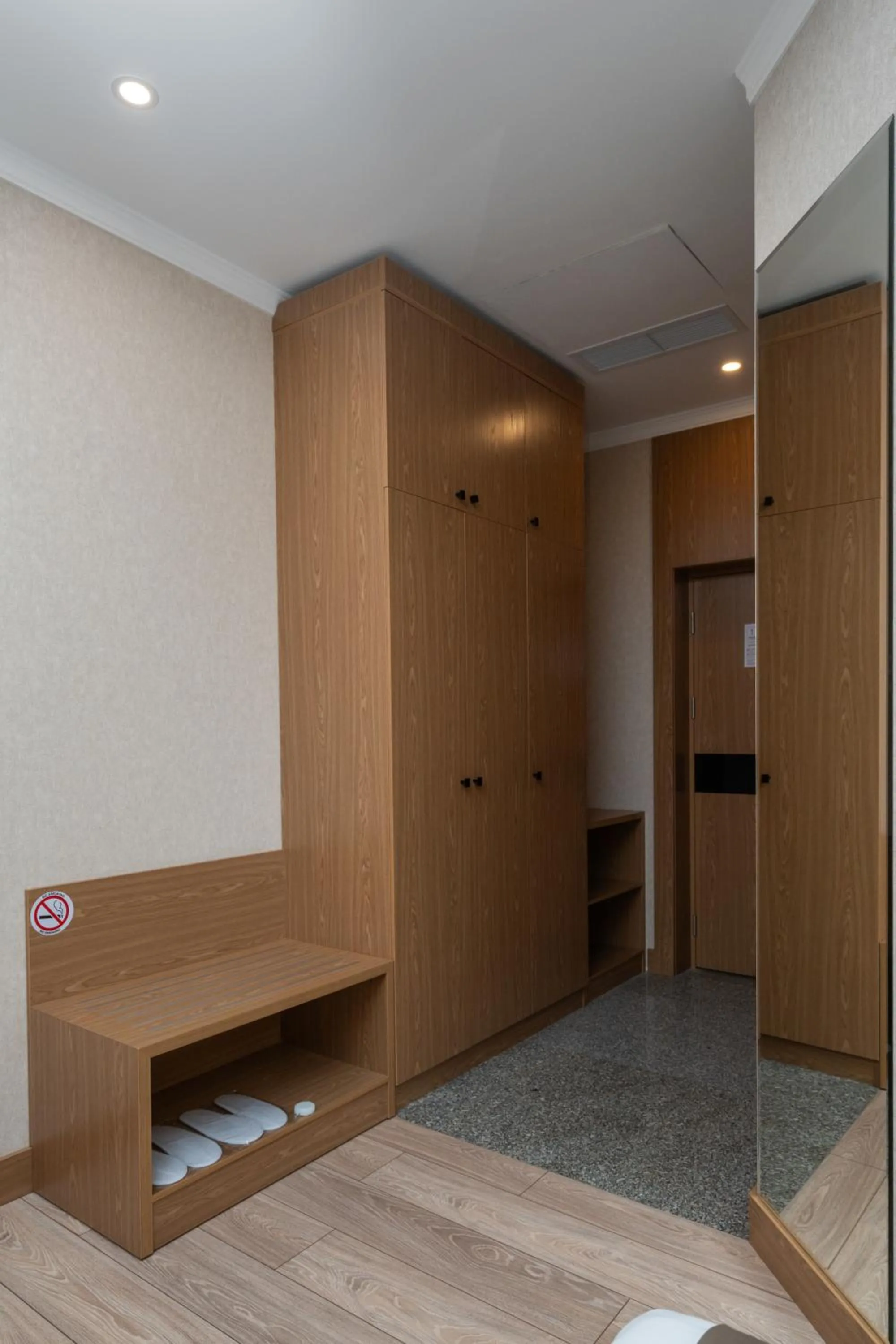 Photo of the whole room in Al Anvar Halal Hotel by HotelPro group
